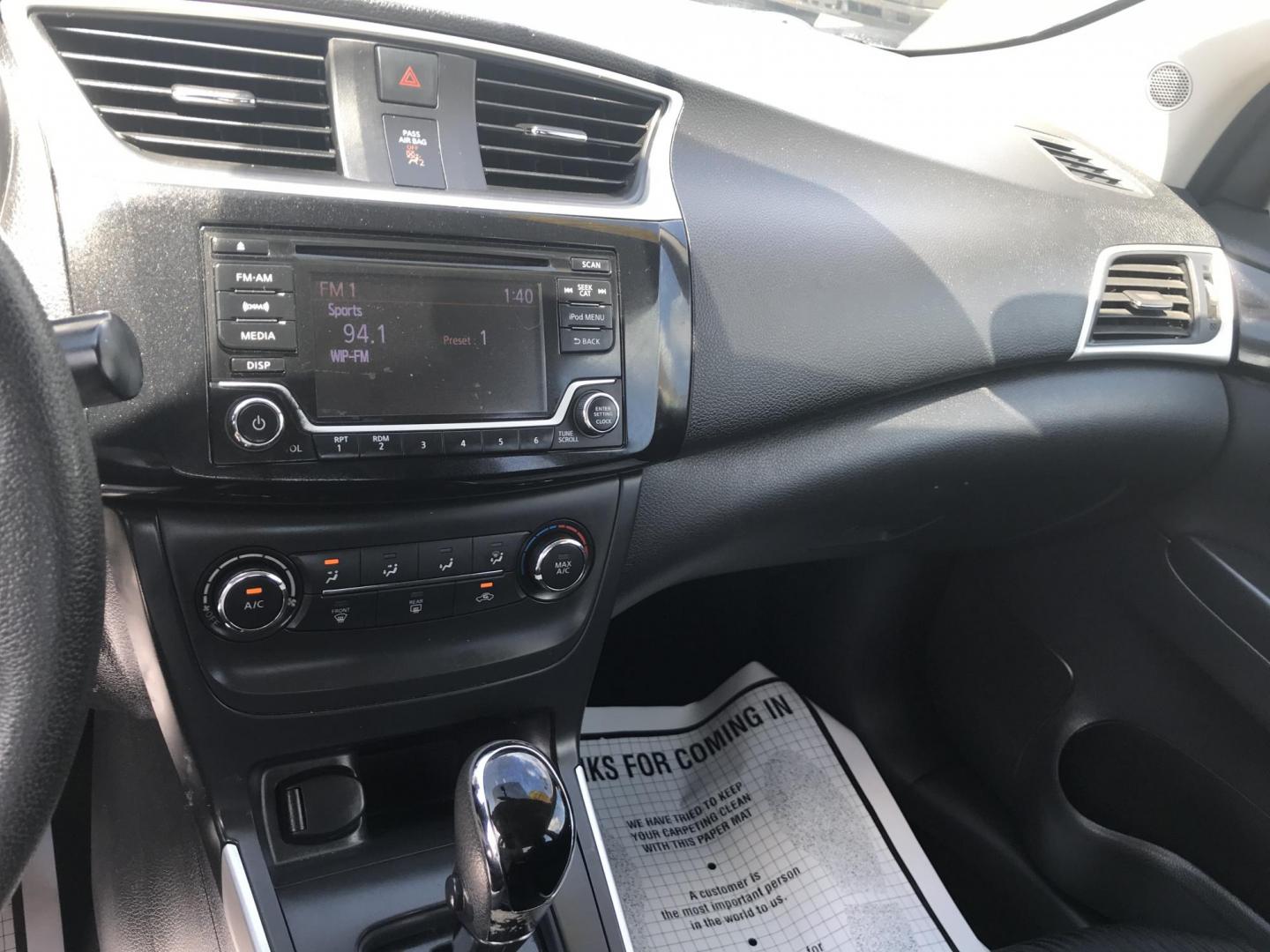 2017 Black /Black Nissan Sentra SV (3N1AB7AP6HY) with an 1.8L L4 SFI DOHC 16V engine, Automatic transmission, located at 577 Chester Pike, Prospect Park, PA, 19076, (610) 237-1015, 39.886154, -75.302338 - 2017 Nissan Sentra SV: Only 95k miles, backup camera, new PA inspection, runs LIKE NEW! This vehicle comes inspected and has been given a bumper to bumper safety check. It is very clean, reliable, and well maintained. We offer a unique pay plan that is known for being the easiest and fastest fina - Photo#11