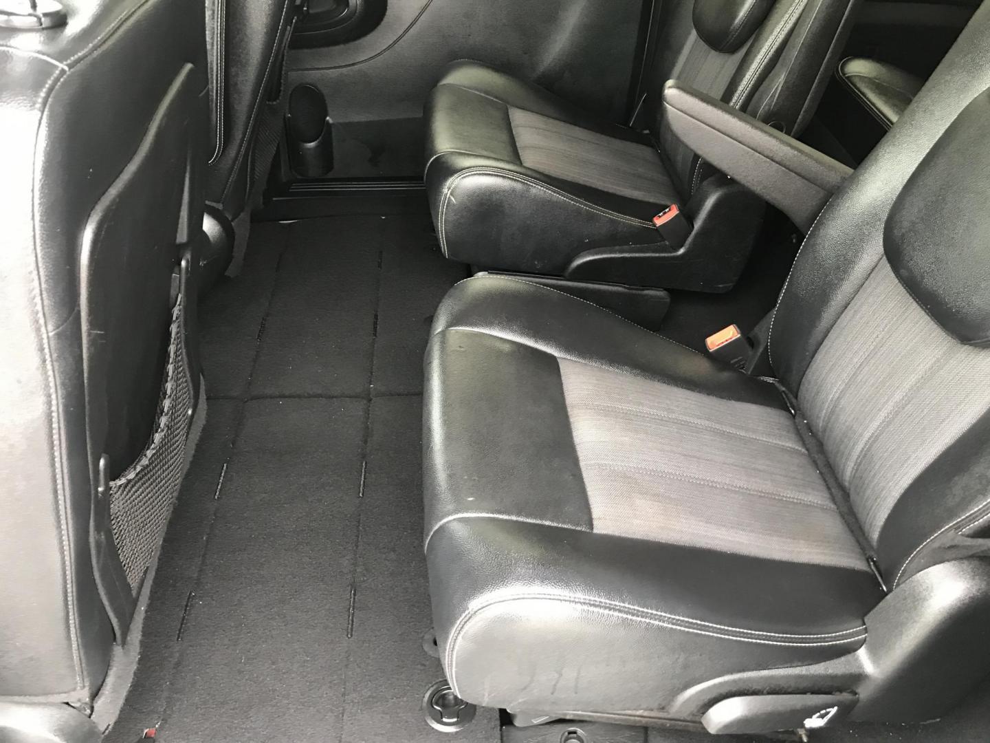 2015 Gray /Black Chrysler Town & Country S (2C4RC1HG6FR) with an 3.6L V6 DOHC 24V engine, 6-Speed Automatic transmission, located at 577 Chester Pike, Prospect Park, PA, 19076, (610) 237-1015, 39.886154, -75.302338 - 2015 Chrysler Town & Country S: Only 95k miles, DVD Player, stow and go seating, backup camera, new PA inspection, runs LIKE NEW! This vehicle comes inspected and has been given a bumper to bumper safety check. It is very clean, reliable, and well maintained. We offer a unique pay plan that is kn - Photo#18