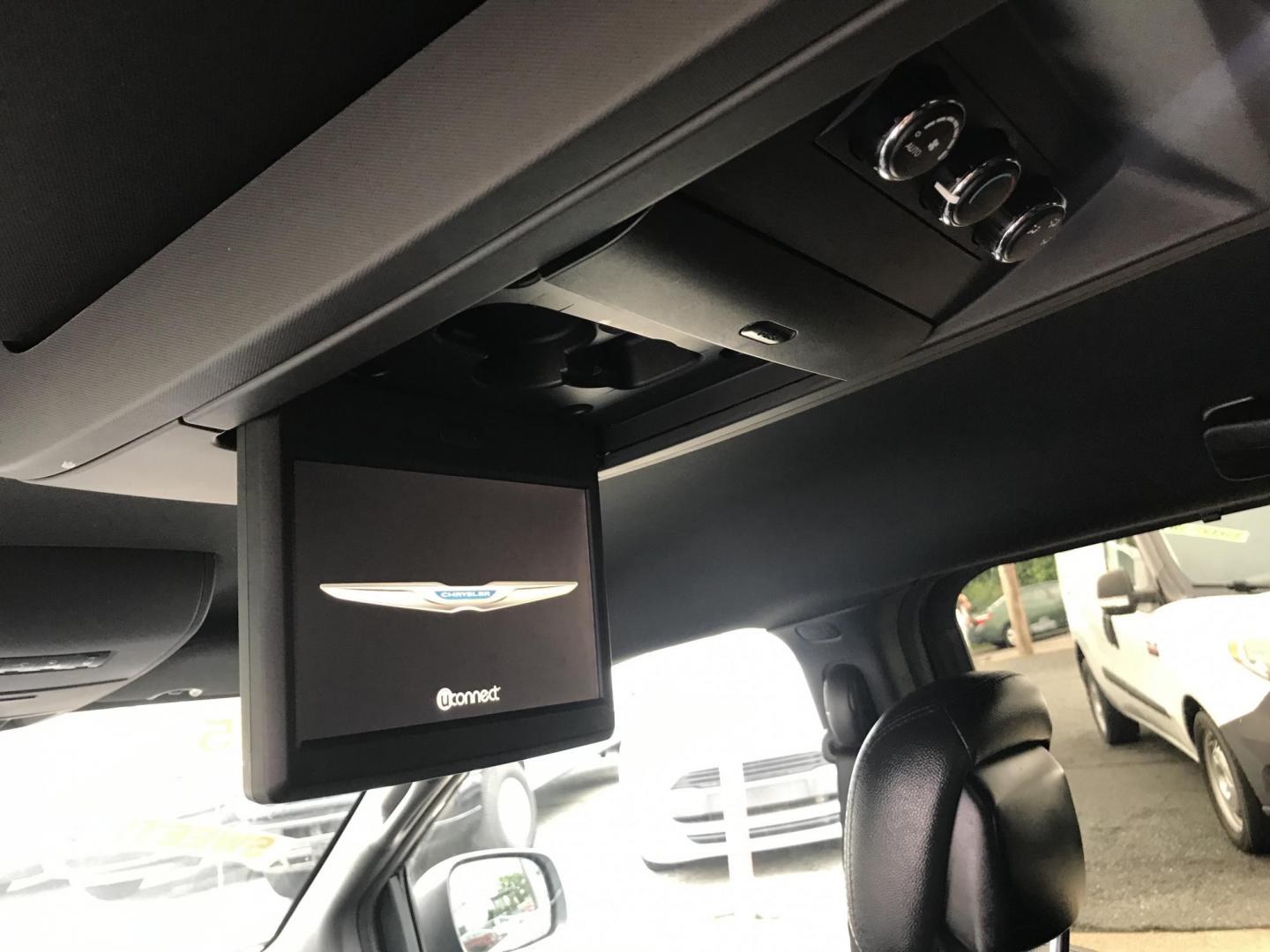 2015 Gray /Black Chrysler Town & Country S (2C4RC1HG6FR) with an 3.6L V6 DOHC 24V engine, 6-Speed Automatic transmission, located at 577 Chester Pike, Prospect Park, PA, 19076, (610) 237-1015, 39.886154, -75.302338 - 2015 Chrysler Town & Country S: Only 95k miles, DVD Player, stow and go seating, backup camera, new PA inspection, runs LIKE NEW! This vehicle comes inspected and has been given a bumper to bumper safety check. It is very clean, reliable, and well maintained. We offer a unique pay plan that is kn - Photo#21