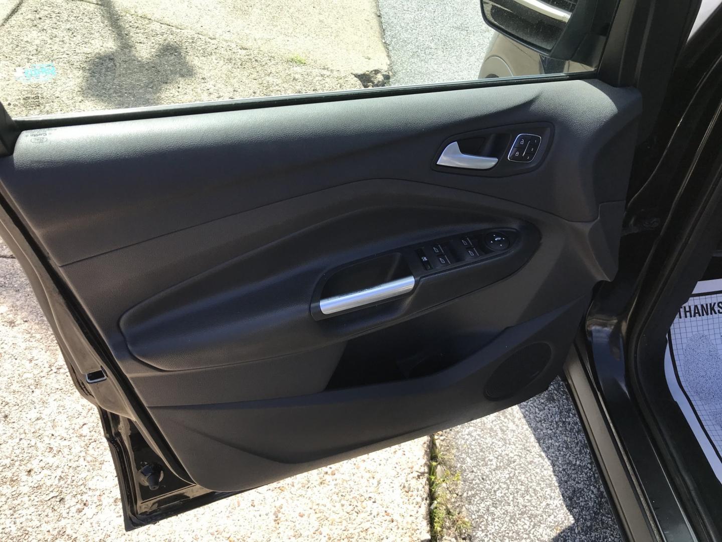 2016 Black /Black Ford Escape Titanium 4WD (1FMCU9JX2GU) with an 1.6L L4 DOHC 16V engine, 6-Speed Automatic transmission, located at 577 Chester Pike, Prospect Park, PA, 19076, (610) 237-1015, 39.886154, -75.302338 - 2016 Ford Escape Titanium: Only 109k miles, backup camera, sunroof, new PA inspection, SUPER CLEAN, runs LIKE NEW! This vehicle comes inspected and has been given a bumper to bumper safety check. It is very clean, reliable, and well maintained. We offer a unique pay plan that is known for being t- Photo#10