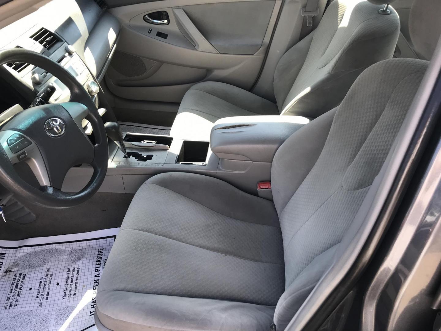 2009 Gray /Gray Toyota Camry CE (4T1BE46K29U) with an 2.4L L4 DOHC 16V engine, 5-Speed Automatic Overdrive transmission, located at 577 Chester Pike, Prospect Park, PA, 19076, (610) 237-1015, 39.886154, -75.302338 - 2009 Toyota Camry: New PA inspection, great on gas, runs STRONG! This vehicle comes inspected and has been given a bumper to bumper safety check. It is very clean, reliable, and well maintained. We offer a unique pay plan that is known for being the easiest and fastest financing option in the PA - Photo#9