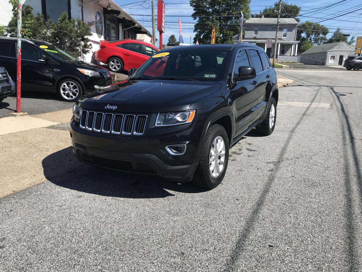 2016 Black /Black Jeep Grand Cherokee Laredo 4WD (1C4RJFAG4GC) with an 3.6L V6 DOHC 24V engine, 8A transmission, located at 577 Chester Pike, Prospect Park, PA, 19076, (610) 237-1015, 39.886154, -75.302338 - 2016 Jeep Grand Cherokee Laredo: Backup camera, 4WD, new PA inspection, SUPER CLEAN, runs LIKE NEW! This vehicle comes inspected and has been given a bumper to bumper safety check. It is very clean, reliable, and well maintained. We offer a unique pay plan that is known for being the easiest and - Photo#2