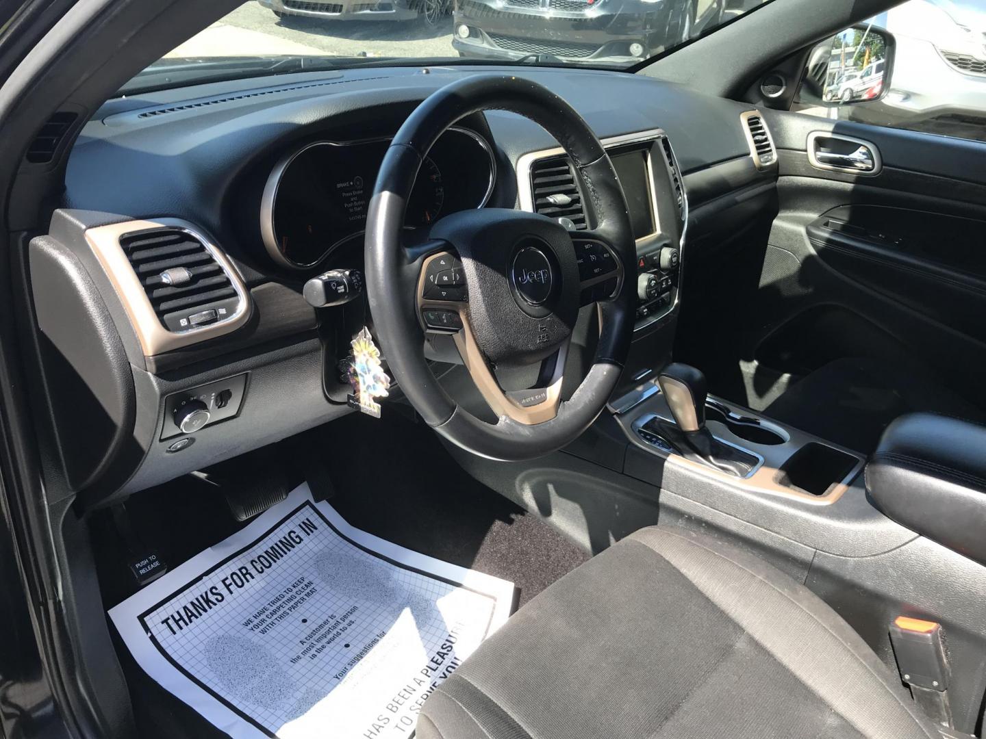 2016 Black /Black Jeep Grand Cherokee Laredo 4WD (1C4RJFAG4GC) with an 3.6L V6 DOHC 24V engine, 8A transmission, located at 577 Chester Pike, Prospect Park, PA, 19076, (610) 237-1015, 39.886154, -75.302338 - 2016 Jeep Grand Cherokee Laredo: Backup camera, 4WD, new PA inspection, SUPER CLEAN, runs LIKE NEW! This vehicle comes inspected and has been given a bumper to bumper safety check. It is very clean, reliable, and well maintained. We offer a unique pay plan that is known for being the easiest and - Photo#10