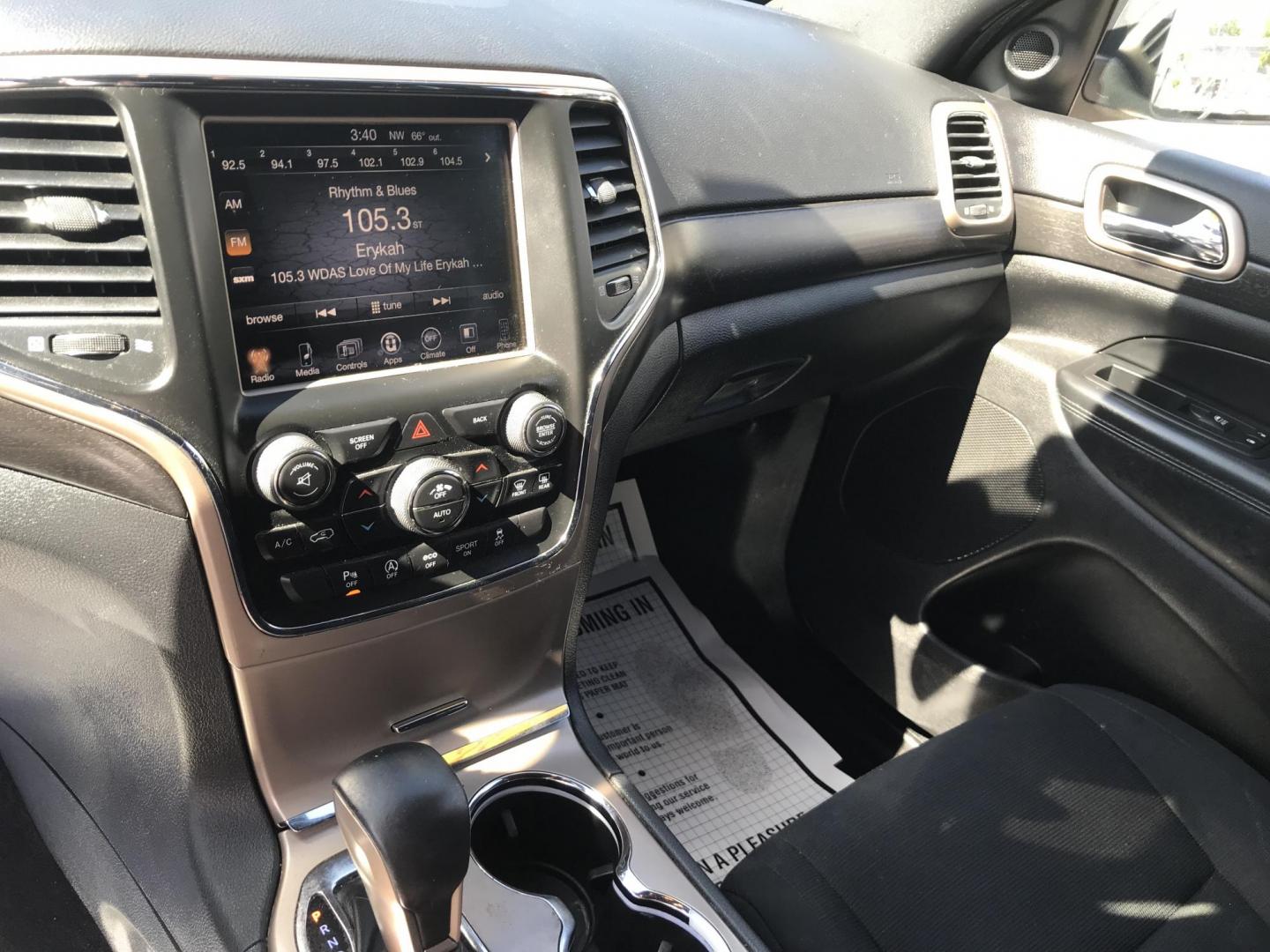 2016 Black /Black Jeep Grand Cherokee Laredo 4WD (1C4RJFAG4GC) with an 3.6L V6 DOHC 24V engine, 8A transmission, located at 577 Chester Pike, Prospect Park, PA, 19076, (610) 237-1015, 39.886154, -75.302338 - 2016 Jeep Grand Cherokee Laredo: Backup camera, 4WD, new PA inspection, SUPER CLEAN, runs LIKE NEW! This vehicle comes inspected and has been given a bumper to bumper safety check. It is very clean, reliable, and well maintained. We offer a unique pay plan that is known for being the easiest and - Photo#12