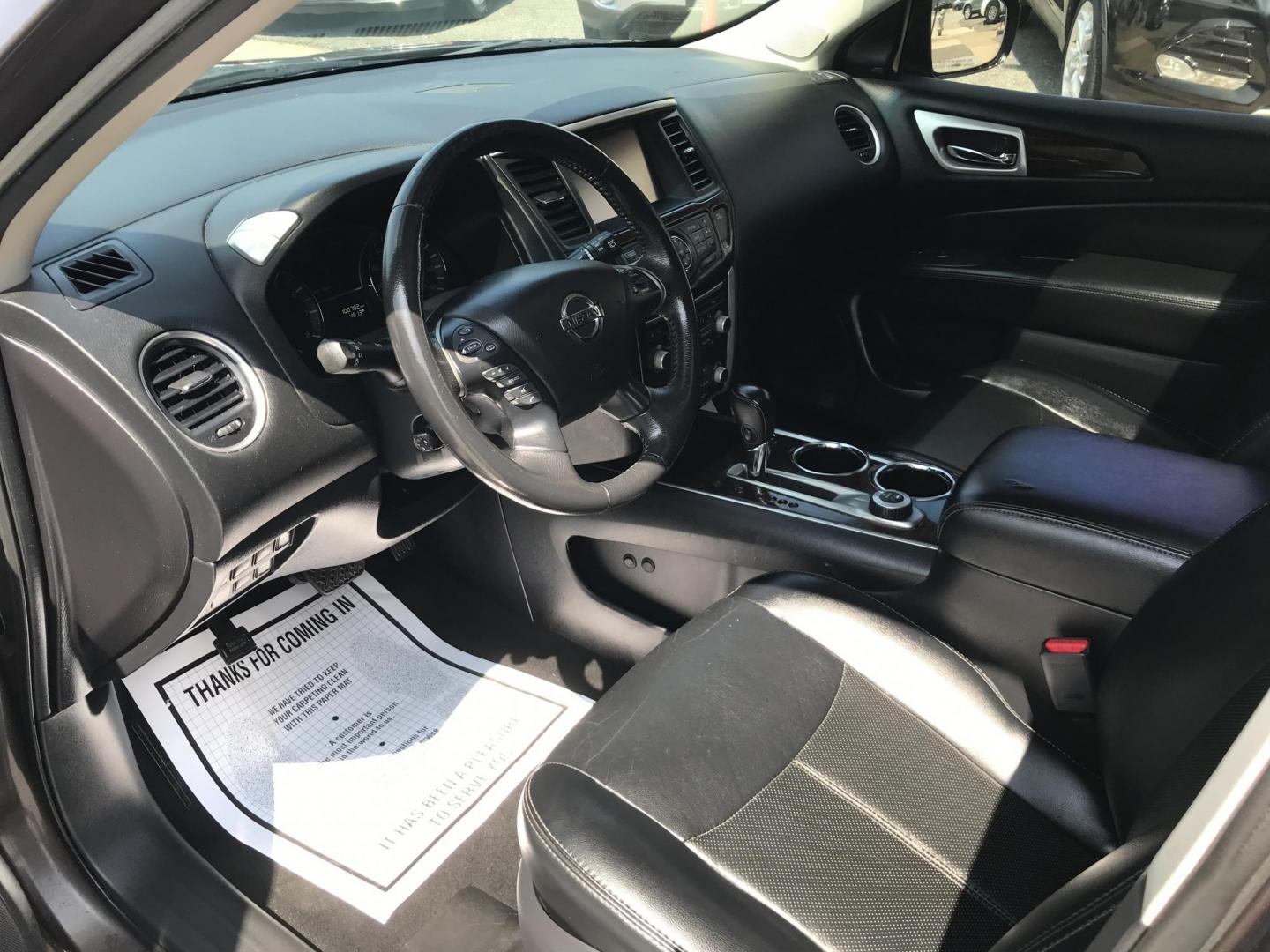2015 Brown /Black Nissan Pathfinder Platinum 4WD (5N1AR2MM3FC) with an 3.5L V6 DOHC 24V engine, Continuously Variable Transmission transmission, located at 577 Chester Pike, Prospect Park, PA, 19076, (610) 237-1015, 39.886154, -75.302338 - Photo#10