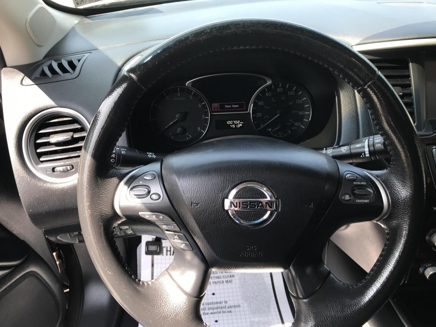 2015 Brown /Black Nissan Pathfinder Platinum 4WD (5N1AR2MM3FC) with an 3.5L V6 DOHC 24V engine, Continuously Variable Transmission transmission, located at 577 Chester Pike, Prospect Park, PA, 19076, (610) 237-1015, 39.886154, -75.302338 - Photo#14