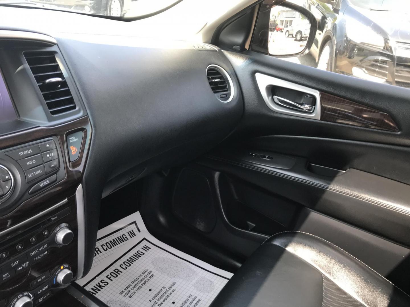 2015 Brown /Black Nissan Pathfinder Platinum 4WD (5N1AR2MM3FC) with an 3.5L V6 DOHC 24V engine, Continuously Variable Transmission transmission, located at 577 Chester Pike, Prospect Park, PA, 19076, (610) 237-1015, 39.886154, -75.302338 - Photo#18