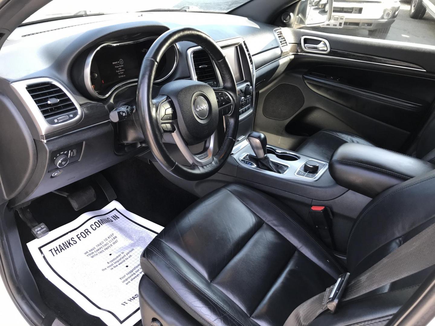 2018 Silver /Black Jeep Grand Cherokee Limited 4WD (1C4RJFBGXJC) with an 3.6L V6 DOHC 24V engine, 8A transmission, located at 577 Chester Pike, Prospect Park, PA, 19076, (610) 237-1015, 39.886154, -75.302338 - 2018 Jeep Grand Cherokee LIMITED: Navigation system, backup camera, sunroof, black leather interior, sunroof, 4x4, SUPER CLEAN, runs LIKE NEW! This vehicle comes inspected and has been given a bumper to bumper safety check. It is very clean, reliable, and well maintained. We offer a unique pay pl - Photo#9