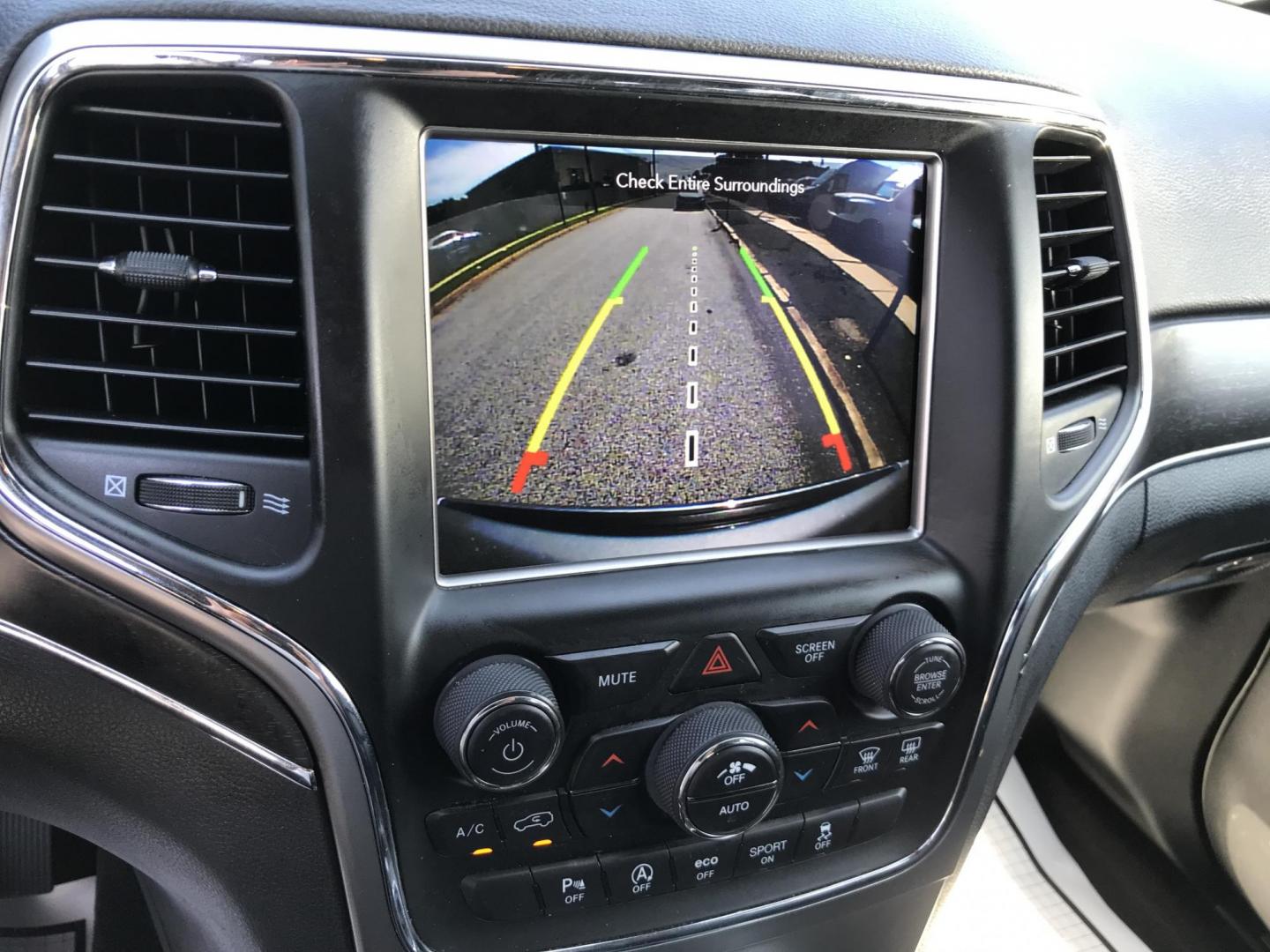 2018 Silver /Black Jeep Grand Cherokee Limited 4WD (1C4RJFBGXJC) with an 3.6L V6 DOHC 24V engine, 8A transmission, located at 577 Chester Pike, Prospect Park, PA, 19076, (610) 237-1015, 39.886154, -75.302338 - 2018 Jeep Grand Cherokee LIMITED: Navigation system, backup camera, sunroof, black leather interior, sunroof, 4x4, SUPER CLEAN, runs LIKE NEW! This vehicle comes inspected and has been given a bumper to bumper safety check. It is very clean, reliable, and well maintained. We offer a unique pay pl - Photo#14