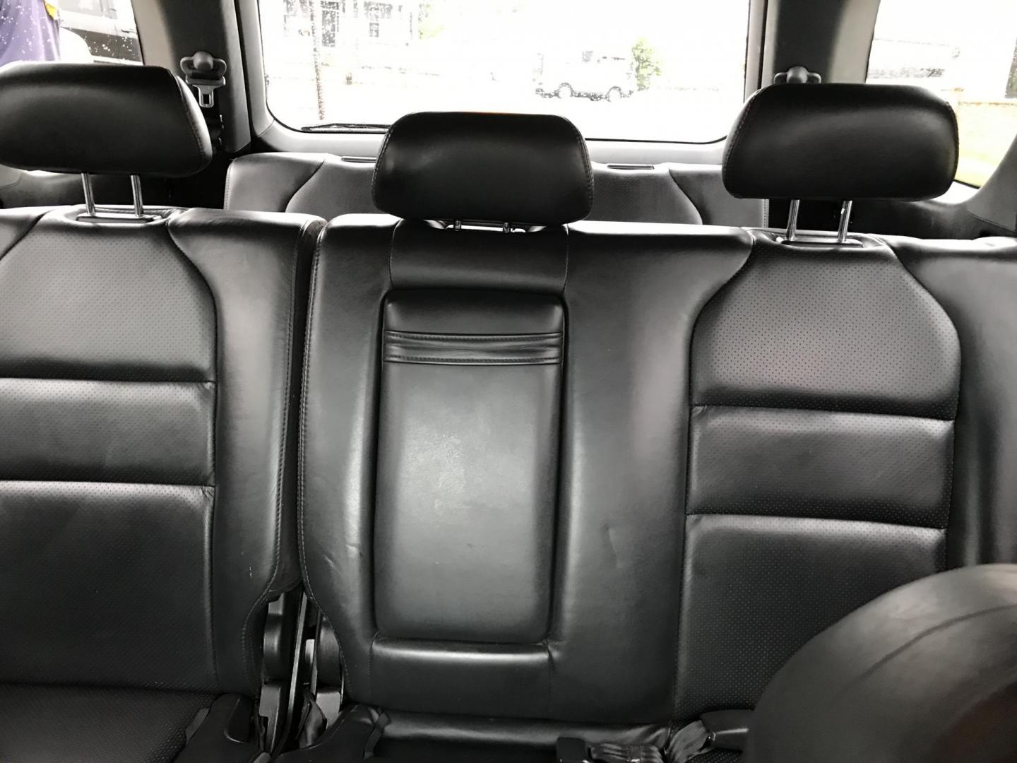 2001 Silver /Black Acura MDX Touring w/ Nav System (2HNYD18831H) with an 3.5L V6 SOHC 24V engine, 5-Speed Automatic Overdrive transmission, located at 577 Chester Pike, Prospect Park, PA, 19076, (610) 237-1015, 39.886154, -75.302338 - 2001 Acura MDX Touring: 3rd row seating, AWD, navigation system, sunroom, 2/26 PA inspection, runs LIKE NEW! - Photo#14