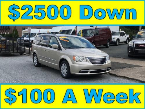2012 Chrysler Town & Country Touring