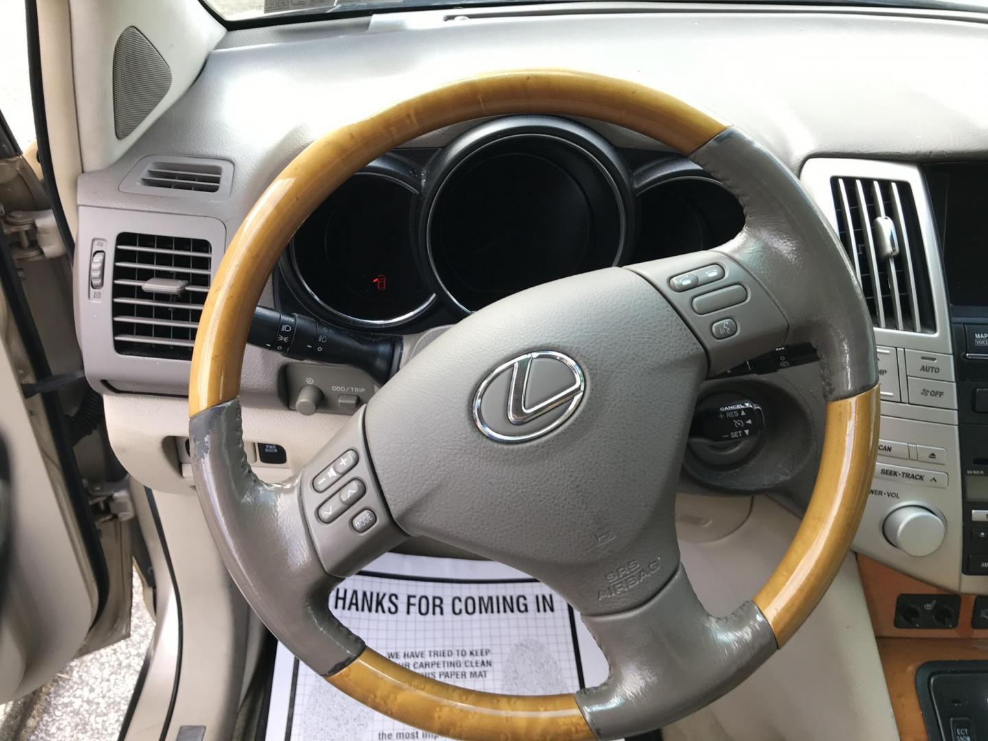 2009 Gold /Tan Lexus RX 350 AWD (2T2HK31UX9C) with an 3.5L V6 DOHC 24V engine, 5-Speed Automatic Overdrive transmission, located at 577 Chester Pike, Prospect Park, PA, 19076, (610) 237-1015, 39.886154, -75.302338 - 2009 Lexus RX 350 AWD: Navigation system, backup camera, sunroof, leather seats, runs EXCELLENT! We are selling this true mileage unknown. - Photo#12
