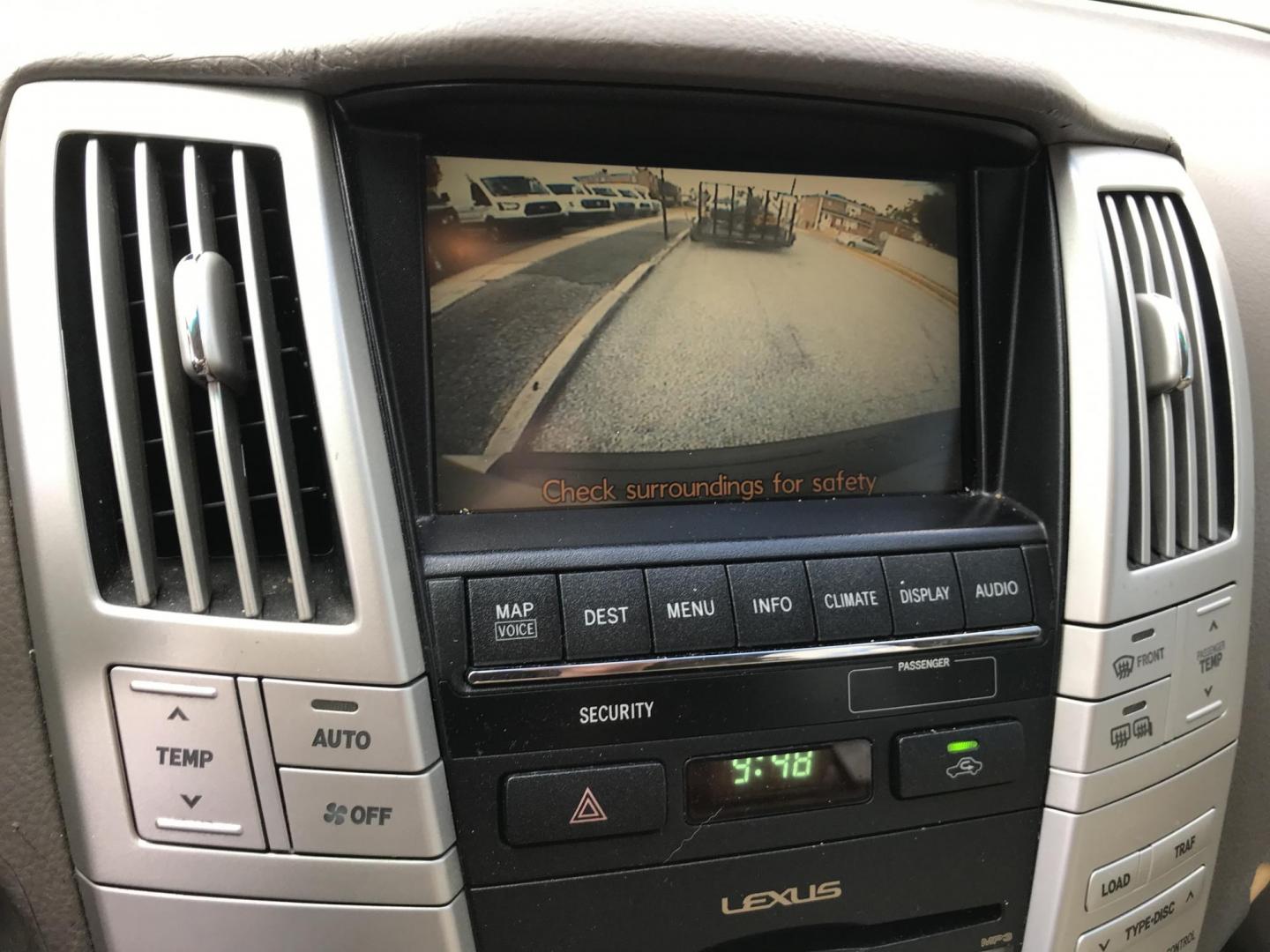 2009 Gold /Tan Lexus RX 350 AWD (2T2HK31UX9C) with an 3.5L V6 DOHC 24V engine, 5-Speed Automatic Overdrive transmission, located at 577 Chester Pike, Prospect Park, PA, 19076, (610) 237-1015, 39.886154, -75.302338 - 2009 Lexus RX 350 AWD: Navigation system, backup camera, sunroof, leather seats, runs EXCELLENT! We are selling this true mileage unknown. - Photo#14