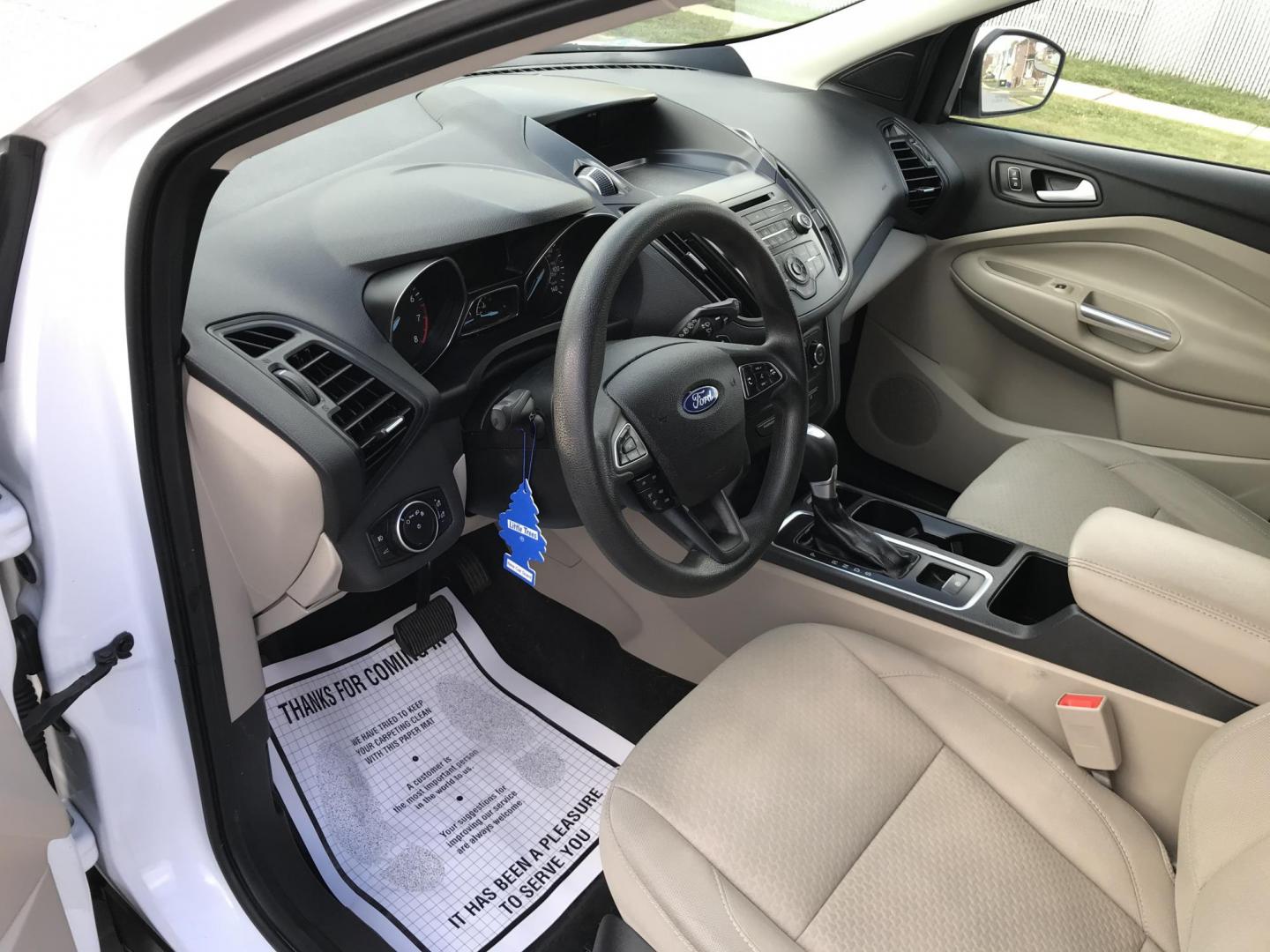 2017 White /Tan Ford Escape SE 4WD (1FMCU9GD6HU) with an 1.5L L4 DOHC 16V engine, 6A transmission, located at 577 Chester Pike, Prospect Park, PA, 19076, (610) 237-1015, 39.886154, -75.302338 - 2017 Ford Escape SE: Only 99k miles, backup camera, new PA inspection, SUPER CLEAN, runs LIKE NEW! This vehicle comes inspected and has been given a bumper to bumper safety check. It is very clean, reliable, and well maintained. We offer a unique pay plan that is known for being the easiest and f - Photo#10