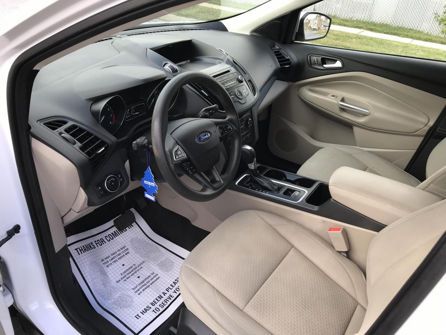 2017 White /Tan Ford Escape SE 4WD (1FMCU9GD6HU) with an 1.5L L4 DOHC 16V engine, 6A transmission, located at 577 Chester Pike, Prospect Park, PA, 19076, (610) 237-1015, 39.886154, -75.302338 - 2017 Ford Escape SE: Only 99k miles, backup camera, new PA inspection, SUPER CLEAN, runs LIKE NEW! This vehicle comes inspected and has been given a bumper to bumper safety check. It is very clean, reliable, and well maintained. We offer a unique pay plan that is known for being the easiest and f - Photo#7