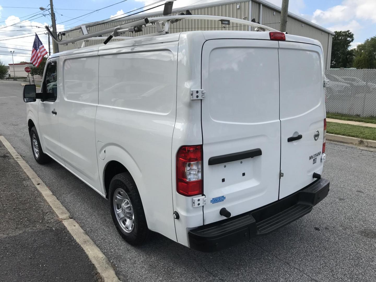 2020 White /Gray Nissan NV Cargo 2500 HD S V6 (1N6BF0KY7LN) with an 4.0L V6 engine, 5A transmission, located at 577 Chester Pike, Prospect Park, PA, 19076, (610) 237-1015, 39.886154, -75.302338 - 2020 Nissan NV 2500: Ladder racks, shelving, backup camera, navigation system, FLEET MAINTAINED, runs LIKE NEW! This vehicle comes inspected and has been given a bumper to bumper safety check. It is very clean, reliable, and well maintained. We offer a unique pay plan that is known for being the - Photo#4
