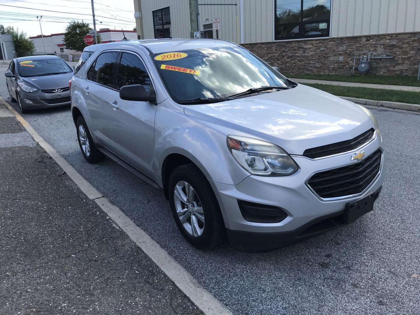 2016 Silver /Gray Chevrolet Equinox LS (2GNALBEK4G1) with an 2.4L L4 DOHC 16V FFV engine, 6A transmission, located at 577 Chester Pike, Prospect Park, PA, 19076, (610) 237-1015, 39.886154, -75.302338 - Photo#3
