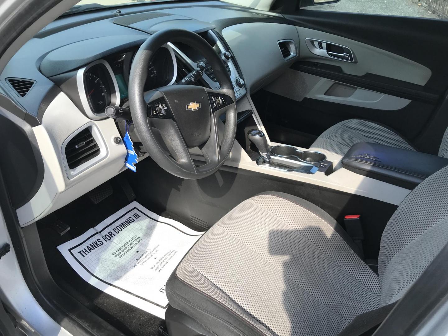 2016 Silver /Gray Chevrolet Equinox LS (2GNALBEK4G1) with an 2.4L L4 DOHC 16V FFV engine, 6A transmission, located at 577 Chester Pike, Prospect Park, PA, 19076, (610) 237-1015, 39.886154, -75.302338 - Photo#6