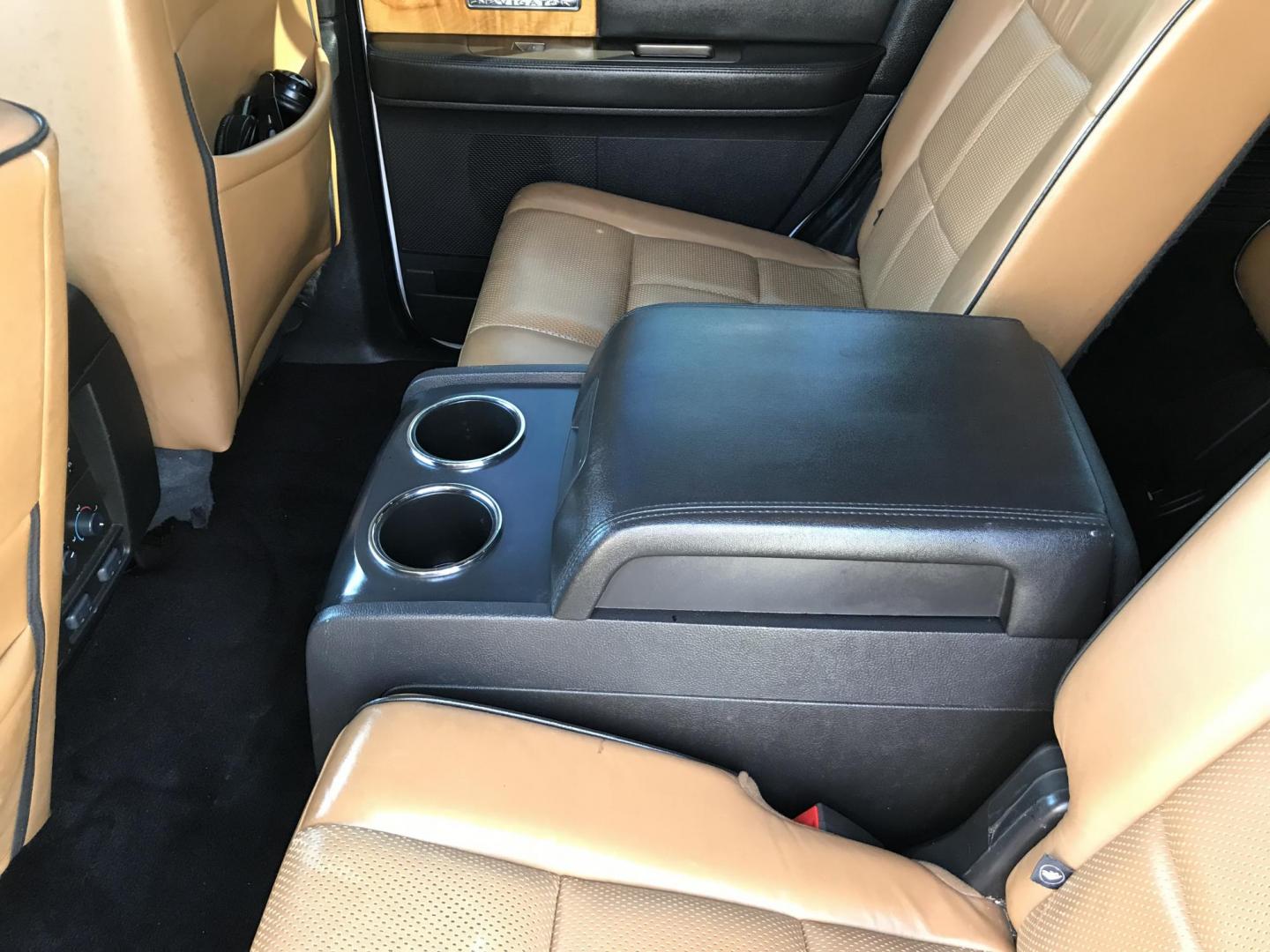 2011 White /Black Lincoln Navigator Limited Edition (5LMJJ2J54BE) with an 5.4L V8 SOHC 24V engine, 6-Speed Automatic transmission, located at 577 Chester Pike, Prospect Park, PA, 19076, (610) 237-1015, 39.886154, -75.302338 - 2011 Lincoln Navigator Limited Edition: Only 132k miles, DVD player, navigation system, backup camera, sunroof, 4WD, 3rd row, FULLY LOADED! This vehicle comes inspected and has been given a bumper to bumper safety check. It is very clean, reliable, and well maintained. We offer a unique pay plan - Photo#21