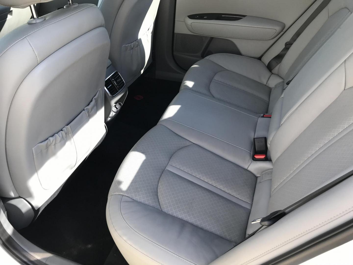 2016 White /Tan Kia Optima EX (5XXGU4L30GG) with an 2.4L L4 DOHC 16V engine, 6A transmission, located at 577 Chester Pike, Prospect Park, PA, 19076, (610) 237-1015, 39.886154, -75.302338 - 2016 Kia Optima EX: Only 89k miles, sunroof, navigation system, backup camera, new PA inspection, FULLY LOADED, runs LIKE NEW! This vehicle comes inspected and has been given a bumper to bumper safety check. It is very clean, reliable, and well maintained. We offer a unique pay plan that is known - Photo#20