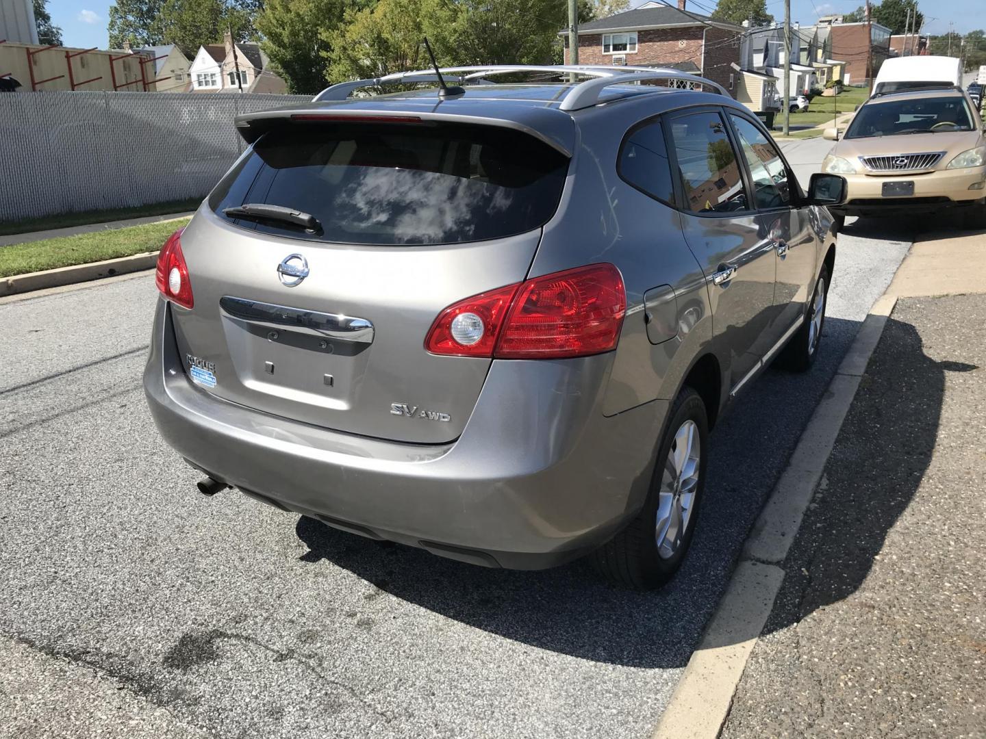 2013 Brown /Gray Nissan Rogue S AWD (JN8AS5MV5DW) with an 2.5L L4 DOHC 16V engine, Continuously Variable Transmission transmission, located at 577 Chester Pike, Prospect Park, PA, 19076, (610) 237-1015, 39.886154, -75.302338 - Photo#4