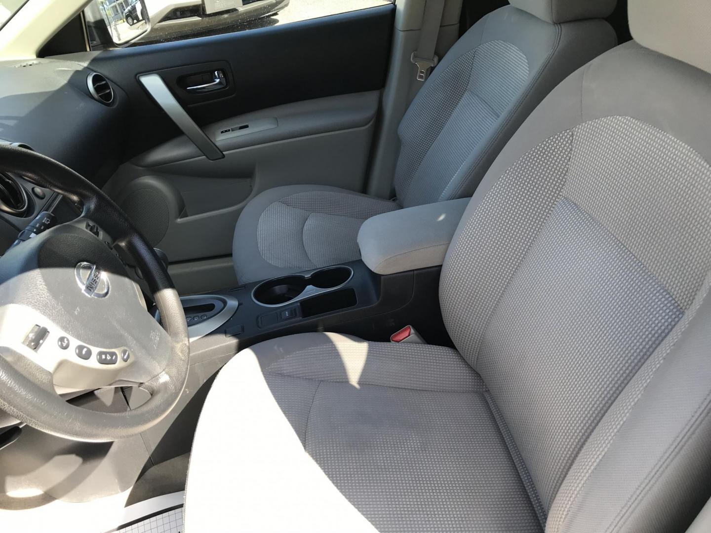 2013 Brown /Gray Nissan Rogue S AWD (JN8AS5MV5DW) with an 2.5L L4 DOHC 16V engine, Continuously Variable Transmission transmission, located at 577 Chester Pike, Prospect Park, PA, 19076, (610) 237-1015, 39.886154, -75.302338 - Photo#11