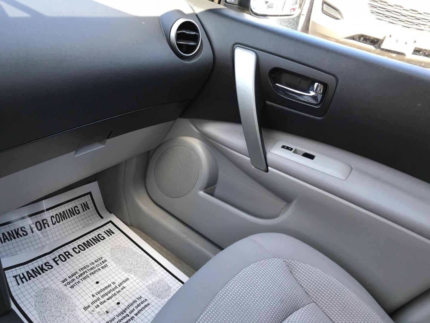 2013 Brown /Gray Nissan Rogue S AWD (JN8AS5MV5DW) with an 2.5L L4 DOHC 16V engine, Continuously Variable Transmission transmission, located at 577 Chester Pike, Prospect Park, PA, 19076, (610) 237-1015, 39.886154, -75.302338 - Photo#17