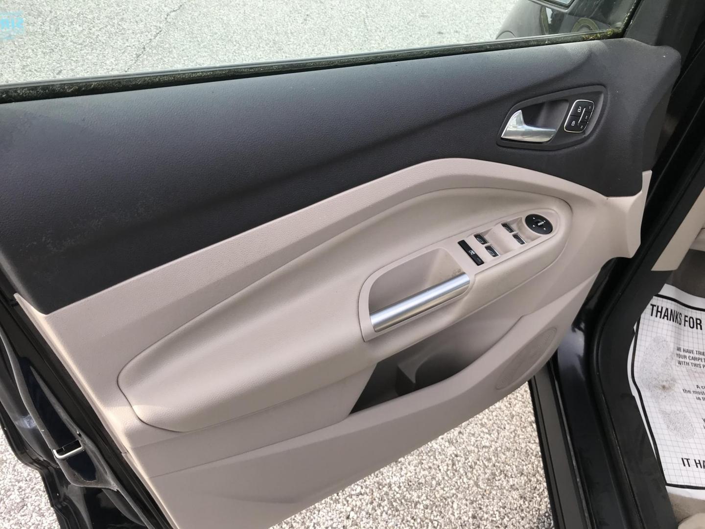 2013 Black /Tan Ford Escape SEL 4WD (1FMCU9H98DU) with an 2.0L L4 DOHC 16V engine, 6-Speed Automatic transmission, located at 577 Chester Pike, Prospect Park, PA, 19076, (610) 237-1015, 39.886154, -75.302338 - Photo#8