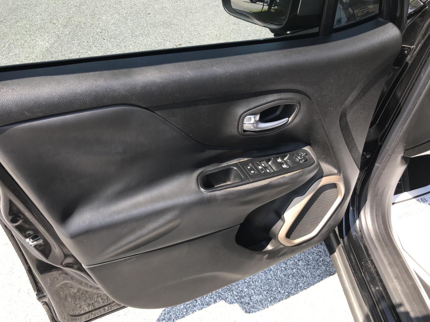 2015 Black /Black Jeep Renegade Limited 4WD (ZACCJBDT0FP) with an 2.4L L4 engine, 9-Speed Automatic transmission, located at 577 Chester Pike, Prospect Park, PA, 19076, (610) 237-1015, 39.886154, -75.302338 - 2015 Jeep Renegade LIMITED: Navigation system, backup camera, new PA inspection, SUPER CLEAN, runs LIKE NEW! This vehicle comes inspected and has been given a bumper to bumper safety check. It is very clean, reliable, and well maintained. We offer a unique pay plan that is known for being the eas- Photo#7