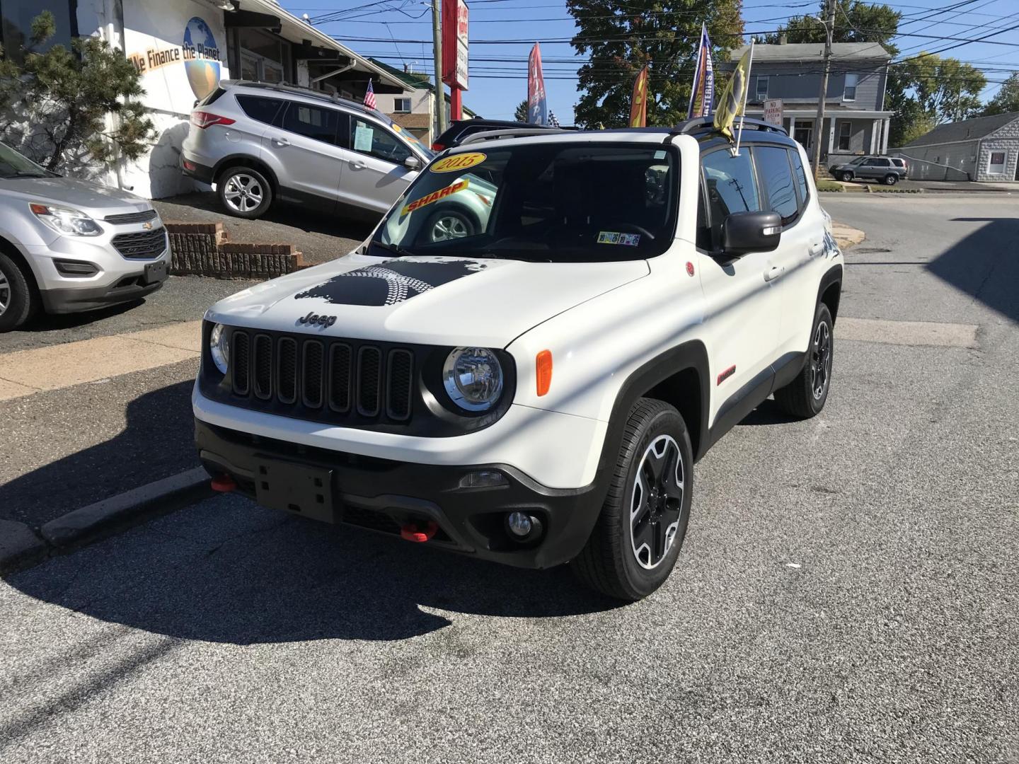 2015 White /Black Jeep Renegade Trailhawk (ZACCJBCT2FP) with an 2.4L L4 engine, 9-Speed Automatic transmission, located at 577 Chester Pike, Prospect Park, PA, 19076, (610) 237-1015, 39.886154, -75.302338 - 2015 Jeep Renegade Trailhawk: Only 123k miles, navigation system, backup camera, new PA inspection, SUPER CLEAN, runs LIKE NEW! vehicle comes inspected and has been given a bumper to bumper safety check. It is very clean, reliable, and well maintained. We offer a unique pay plan that is known fo - Photo#2