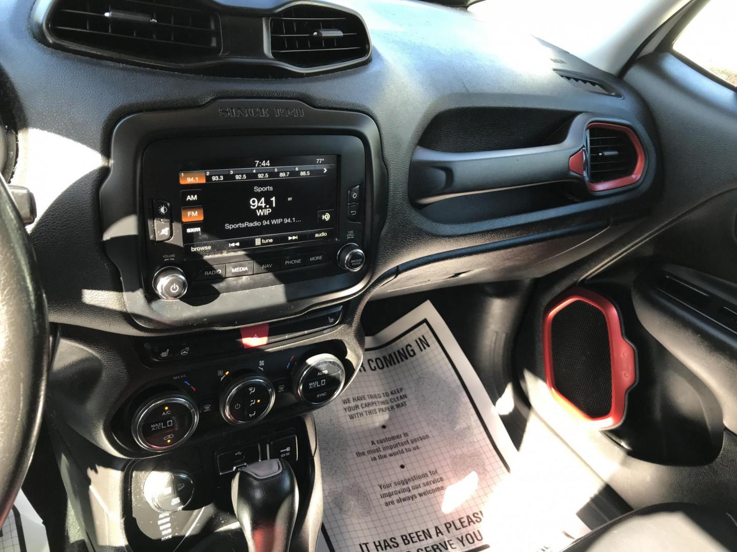 2015 White /Black Jeep Renegade Trailhawk (ZACCJBCT2FP) with an 2.4L L4 engine, 9-Speed Automatic transmission, located at 577 Chester Pike, Prospect Park, PA, 19076, (610) 237-1015, 39.886154, -75.302338 - 2015 Jeep Renegade Trailhawk: Only 123k miles, navigation system, backup camera, new PA inspection, SUPER CLEAN, runs LIKE NEW! vehicle comes inspected and has been given a bumper to bumper safety check. It is very clean, reliable, and well maintained. We offer a unique pay plan that is known fo - Photo#12