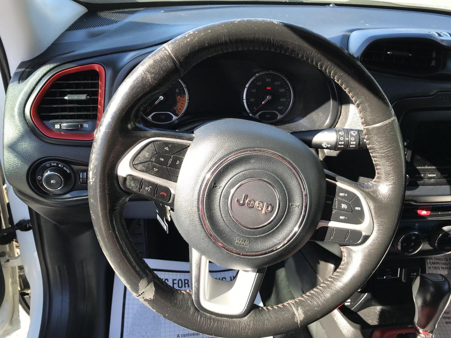 2015 White /Black Jeep Renegade Trailhawk (ZACCJBCT2FP) with an 2.4L L4 engine, 9-Speed Automatic transmission, located at 577 Chester Pike, Prospect Park, PA, 19076, (610) 237-1015, 39.886154, -75.302338 - 2015 Jeep Renegade Trailhawk: Only 123k miles, navigation system, backup camera, new PA inspection, SUPER CLEAN, runs LIKE NEW! vehicle comes inspected and has been given a bumper to bumper safety check. It is very clean, reliable, and well maintained. We offer a unique pay plan that is known fo - Photo#11