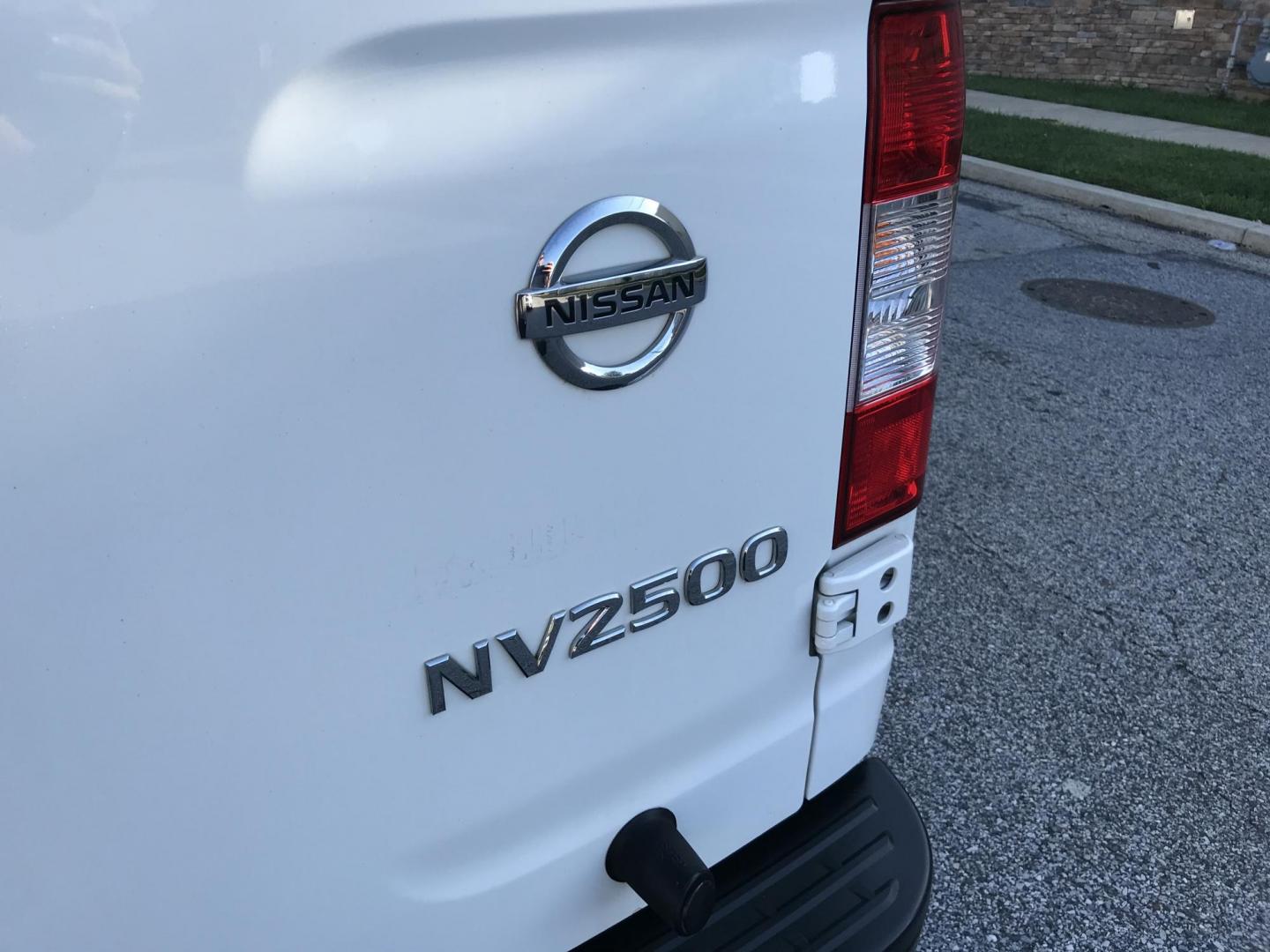 2019 White /Gray Nissan NV Cargo 2500 HD S V6 (1N6BF0KY4KN) with an 4.0L V6 engine, 5A transmission, located at 577 Chester Pike, Prospect Park, PA, 19076, (610) 237-1015, 39.886154, -75.302338 - 2019 Nissan NV 2500: multiple pieces of shelving, partition, no side or rear windows, new PA inspection, SUPER CLEAN and FLEET MAINTAINED! This vehicle comes inspected and has been given a bumper to bumper safety check. It is very clean, reliable, and well maintained. We offer a unique pay plan t - Photo#7