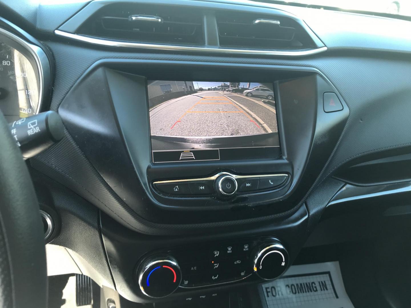 2022 White /Gray Chevrolet Trailblazer LT AWD (KL79MRSL6NB) with an 1.3L L3 DOHC 12V engine, 9A transmission, located at 577 Chester Pike, Prospect Park, PA, 19076, (610) 237-1015, 39.886154, -75.302338 - 2022 Chevy TrailBlazer LT: AWD, new PA inspection, great on gas, new PA inspection, runs LIKE NEW! This vehicle comes inspected and has been given a bumper to bumper safety check. It is very clean, reliable, and well maintained. We offer a unique pay plan that is known for being the easiest and f - Photo#14