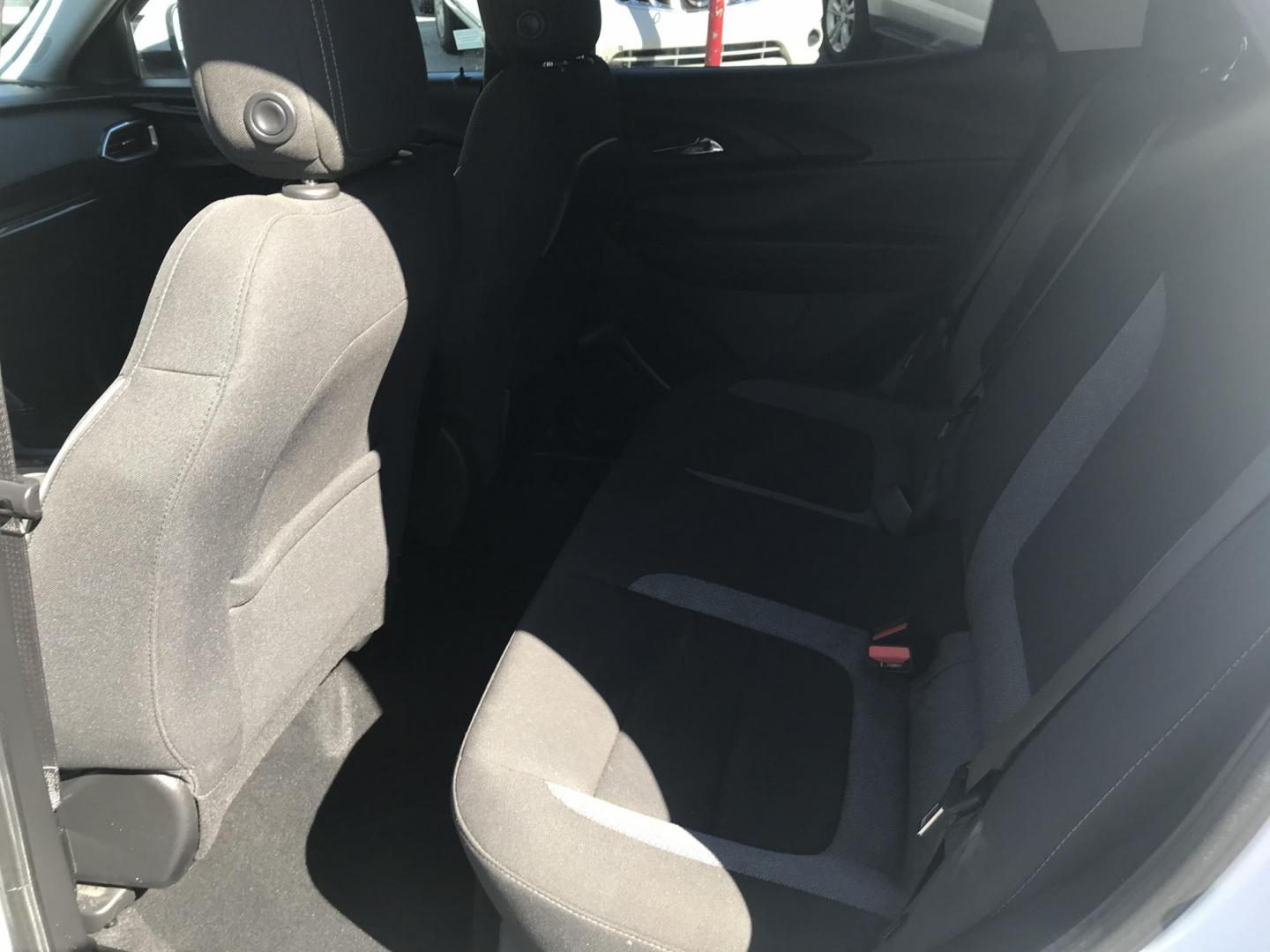 2022 White /Gray Chevrolet Trailblazer LT AWD (KL79MRSL6NB) with an 1.3L L3 DOHC 12V engine, 9A transmission, located at 577 Chester Pike, Prospect Park, PA, 19076, (610) 237-1015, 39.886154, -75.302338 - 2022 Chevy TrailBlazer LT: AWD, new PA inspection, great on gas, new PA inspection, runs LIKE NEW! This vehicle comes inspected and has been given a bumper to bumper safety check. It is very clean, reliable, and well maintained. We offer a unique pay plan that is known for being the easiest and f - Photo#16