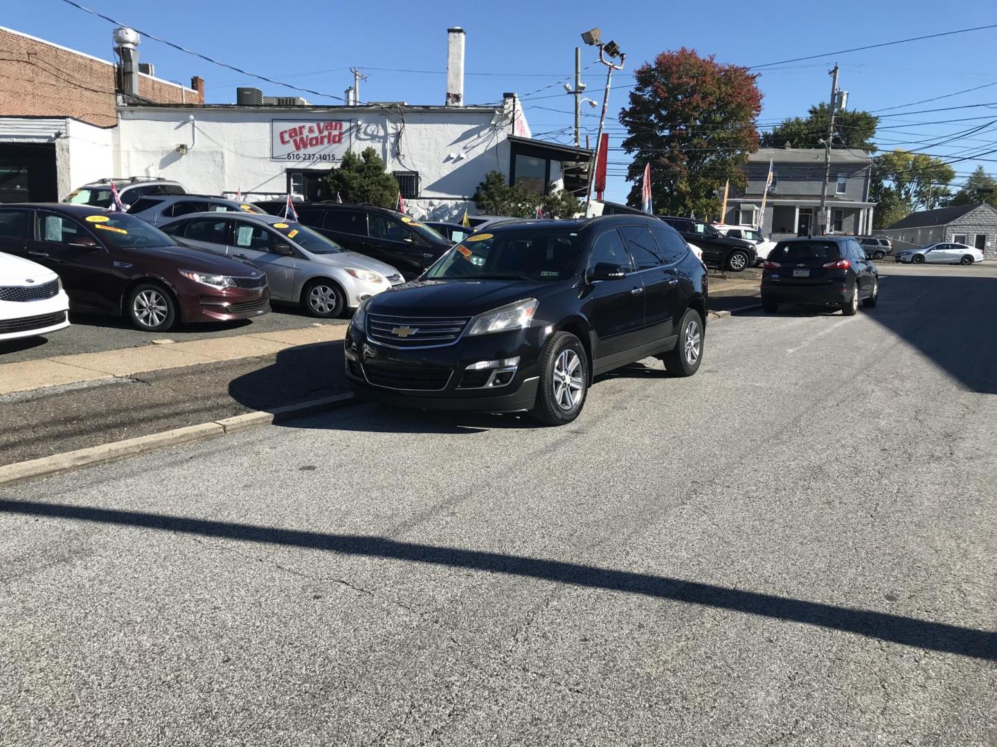 2017 Black /Gray Chevrolet Traverse 1LT AWD (1GNKVGKD2HJ) with an 3.6L V6 DOHC 24V engine, 6A transmission, located at 577 Chester Pike, Prospect Park, PA, 19076, (610) 237-1015, 39.886154, -75.302338 - 2017 Chevrolet Traverse LT: AWD, 3rd row seating, new PA inspection, backup camera, SUPER CLEAN, runs LIKE NEW! This vehicle comes inspected and has been given a bumper to bumper safety check. It is very clean, reliable, and well maintained. We offer a unique pay plan that is known for being the - Photo#1