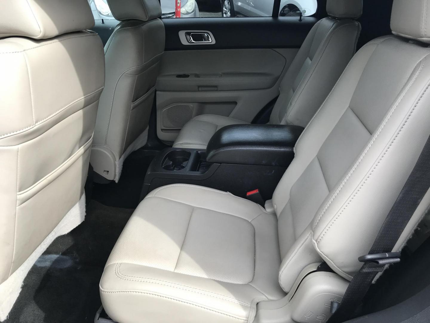 2013 Black /Black Ford Explorer Limited 4WD (1FM5K8F83DG) with an 3.5L V6 DOHC 24V engine, 6-Speed Automatic transmission, located at 577 Chester Pike, Prospect Park, PA, 19076, (610) 237-1015, 39.886154, -75.302338 - 2013 Ford Explorer LIMITED: 3rd row seating, 4x4, navigation system, backup camera, DVD's in rear headrests, new PA inspection, runs LIKE NEW! This vehicle comes inspected and has been given a bumper to bumper safety check. It is very clean, reliable, and well maintained. We offer a unique pay pl - Photo#19