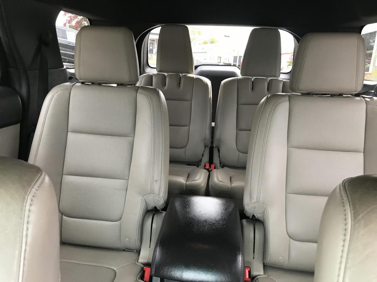 2013 Black /Black Ford Explorer Limited 4WD (1FM5K8F83DG) with an 3.5L V6 DOHC 24V engine, 6-Speed Automatic transmission, located at 577 Chester Pike, Prospect Park, PA, 19076, (610) 237-1015, 39.886154, -75.302338 - 2013 Ford Explorer LIMITED: 3rd row seating, 4x4, navigation system, backup camera, DVD's in rear headrests, new PA inspection, runs LIKE NEW! This vehicle comes inspected and has been given a bumper to bumper safety check. It is very clean, reliable, and well maintained. We offer a unique pay pl - Photo#18