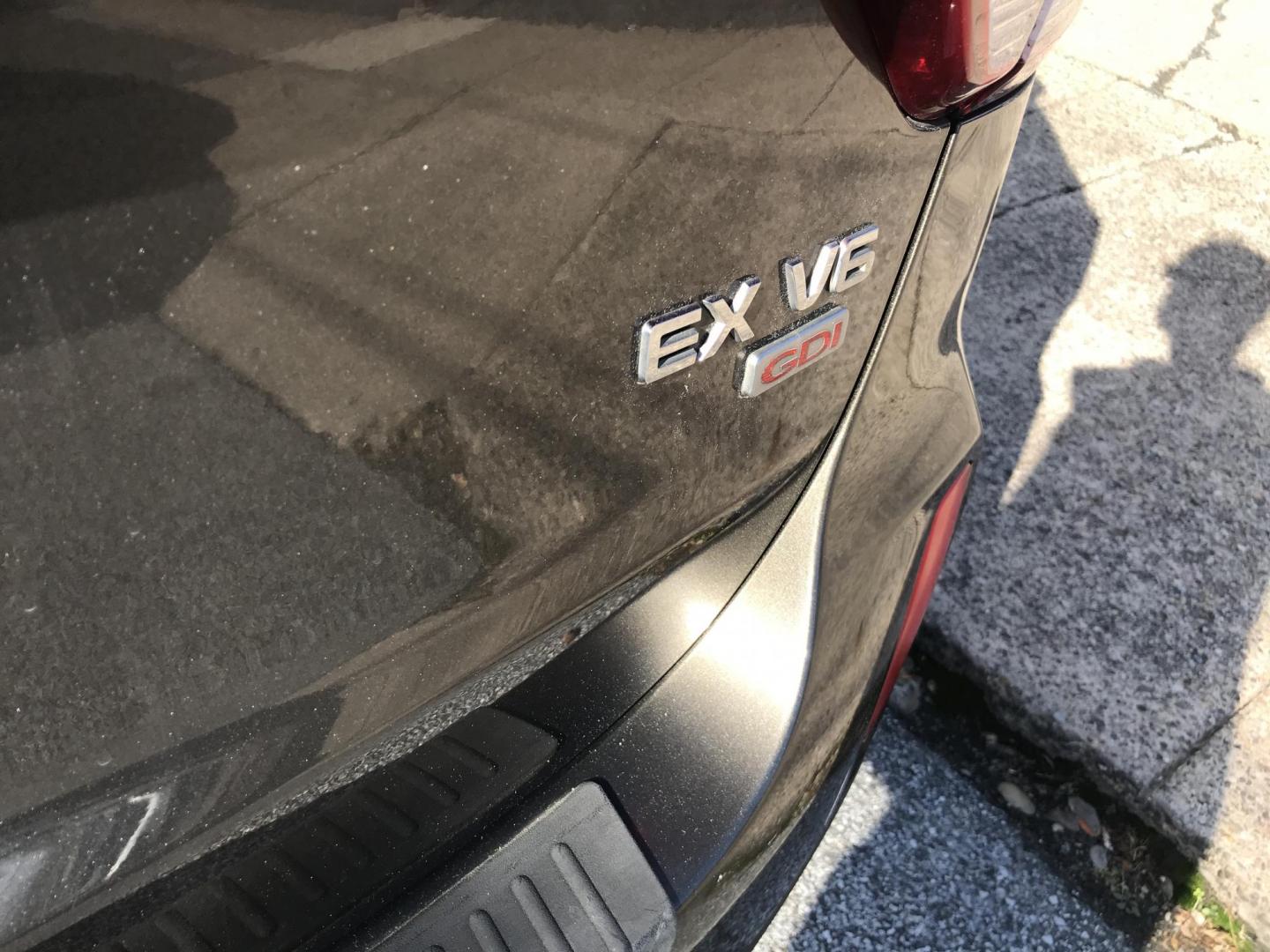 2014 Brown /Black Kia Sorento EX V6 AWD (5XYKUDA76EG) with an 3.3L V6 DOHC 24V engine, 6-Speed Automatic transmission, located at 577 Chester Pike, Prospect Park, PA, 19076, (610) 237-1015, 39.886154, -75.302338 - 2014 Kia Sorento EX: AWD, aftermarket screen radio, new PA inspection, SUPER CLEAN, runs LIKE NEW! This vehicle comes inspected and has been given a bumper to bumper safety check. It is very clean, reliable, and well maintained. We offer a unique pay plan that is known for being the easiest and f - Photo#6