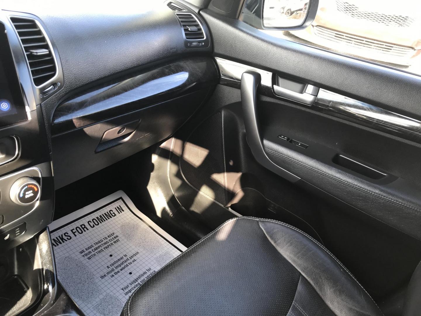 2014 Brown /Black Kia Sorento EX V6 AWD (5XYKUDA76EG) with an 3.3L V6 DOHC 24V engine, 6-Speed Automatic transmission, located at 577 Chester Pike, Prospect Park, PA, 19076, (610) 237-1015, 39.886154, -75.302338 - 2014 Kia Sorento EX: AWD, aftermarket screen radio, new PA inspection, SUPER CLEAN, runs LIKE NEW! This vehicle comes inspected and has been given a bumper to bumper safety check. It is very clean, reliable, and well maintained. We offer a unique pay plan that is known for being the easiest and f - Photo#16