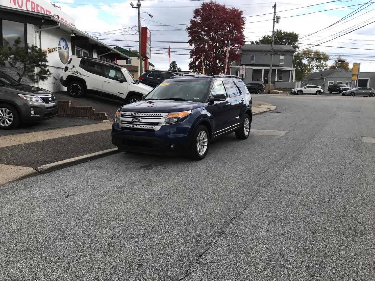 2012 Blue /Black Ford Explorer XLT 4WD (1FMHK8D88CG) with an 3.5L V6 DOHC 24V engine, 6-Speed Automatic transmission, located at 577 Chester Pike, Prospect Park, PA, 19076, (610) 237-1015, 39.886154, -75.302338 - 2012 Ford Explorer XLT: Navigation system, backup camera, 4x4, 3rd row seating, new PA inspection, SUPER CLEAN, runs LIKE NEW! This vehicle comes inspected and has been given a bumper to bumper safety check. It is very clean, reliable, and well maintained. We offer a unique pay plan that is known - Photo#1