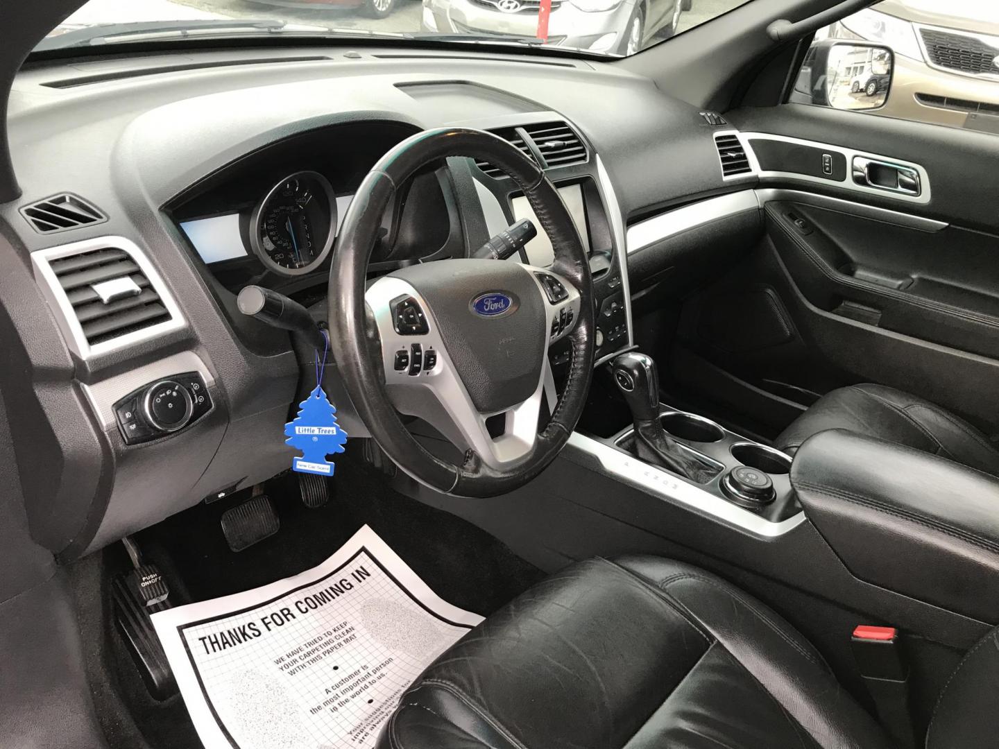 2012 Blue /Black Ford Explorer XLT 4WD (1FMHK8D88CG) with an 3.5L V6 DOHC 24V engine, 6-Speed Automatic transmission, located at 577 Chester Pike, Prospect Park, PA, 19076, (610) 237-1015, 39.886154, -75.302338 - 2012 Ford Explorer XLT: Navigation system, backup camera, 4x4, 3rd row seating, new PA inspection, SUPER CLEAN, runs LIKE NEW! This vehicle comes inspected and has been given a bumper to bumper safety check. It is very clean, reliable, and well maintained. We offer a unique pay plan that is known - Photo#11