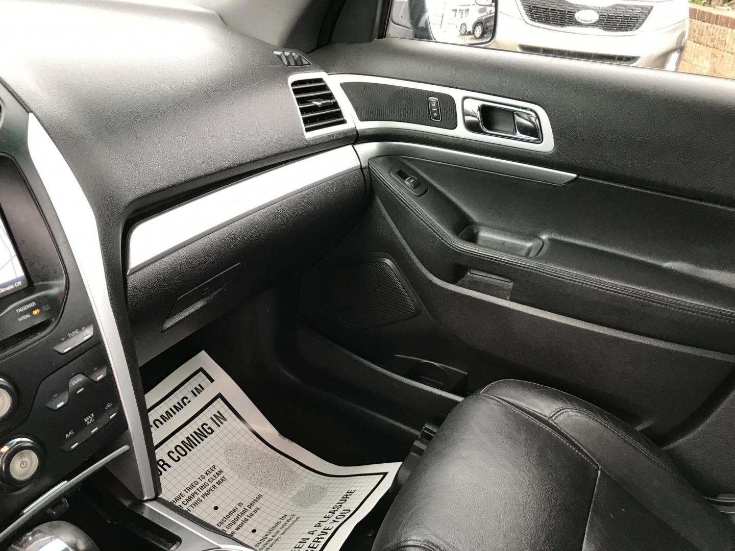 2012 Blue /Black Ford Explorer XLT 4WD (1FMHK8D88CG) with an 3.5L V6 DOHC 24V engine, 6-Speed Automatic transmission, located at 577 Chester Pike, Prospect Park, PA, 19076, (610) 237-1015, 39.886154, -75.302338 - 2012 Ford Explorer XLT: Navigation system, backup camera, 4x4, 3rd row seating, new PA inspection, SUPER CLEAN, runs LIKE NEW! This vehicle comes inspected and has been given a bumper to bumper safety check. It is very clean, reliable, and well maintained. We offer a unique pay plan that is known - Photo#16