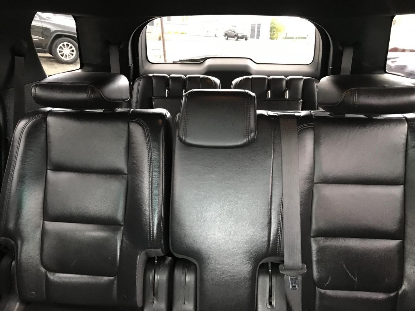 2012 Blue /Black Ford Explorer XLT 4WD (1FMHK8D88CG) with an 3.5L V6 DOHC 24V engine, 6-Speed Automatic transmission, located at 577 Chester Pike, Prospect Park, PA, 19076, (610) 237-1015, 39.886154, -75.302338 - 2012 Ford Explorer XLT: Navigation system, backup camera, 4x4, 3rd row seating, new PA inspection, SUPER CLEAN, runs LIKE NEW! This vehicle comes inspected and has been given a bumper to bumper safety check. It is very clean, reliable, and well maintained. We offer a unique pay plan that is known - Photo#17