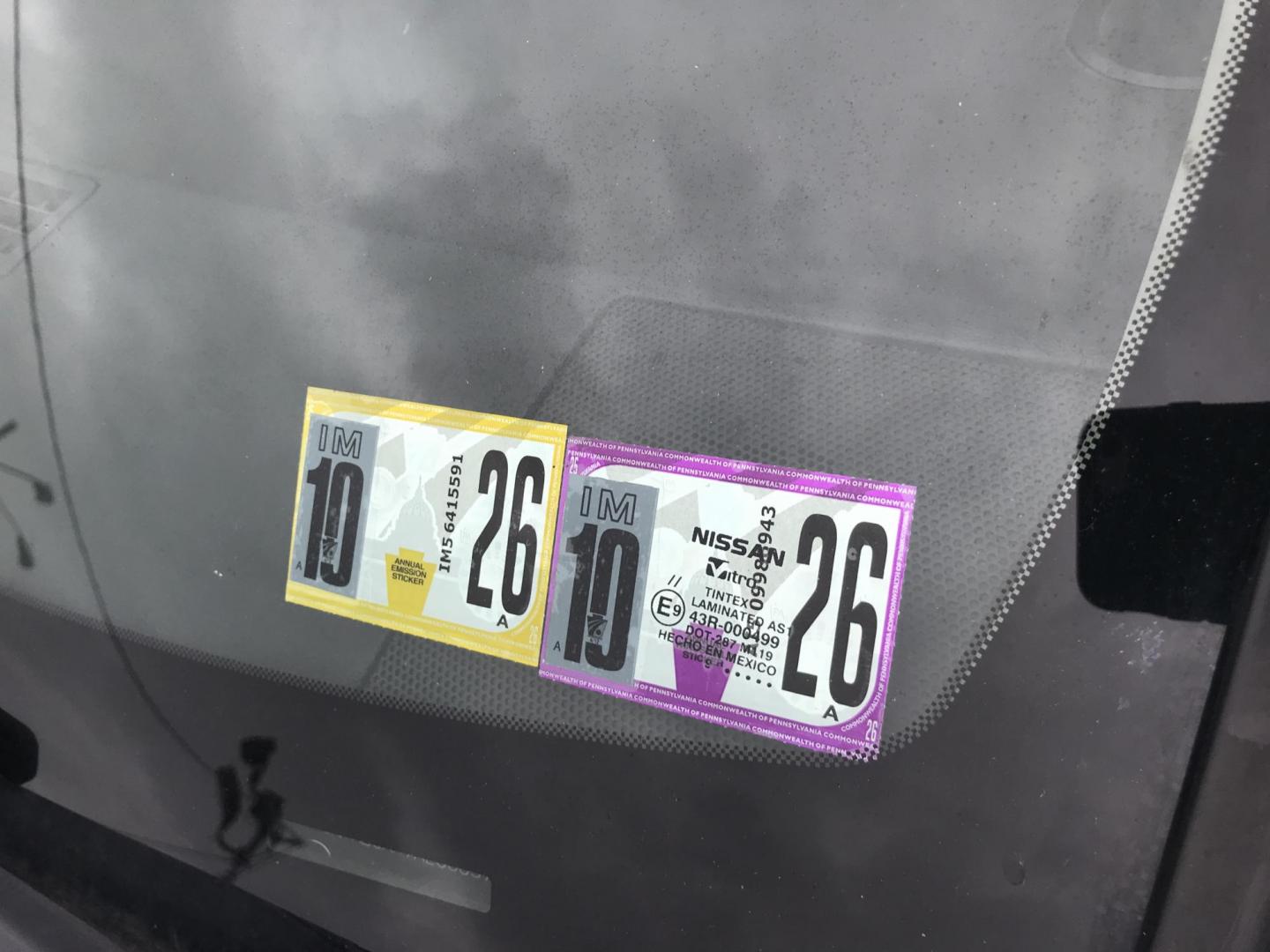 2010 Silver /Gray Nissan Sentra 2.0 (3N1AB6AP9AL) with an 2.0L L4 DOHC 16V engine, Continuously Variable Transmisson transmission, located at 577 Chester Pike, Prospect Park, PA, 19076, (610) 237-1015, 39.886154, -75.302338 - 2010 Nissan Sentra: New PA inspection, great on gas, runs EXCELLENT! - Photo#4