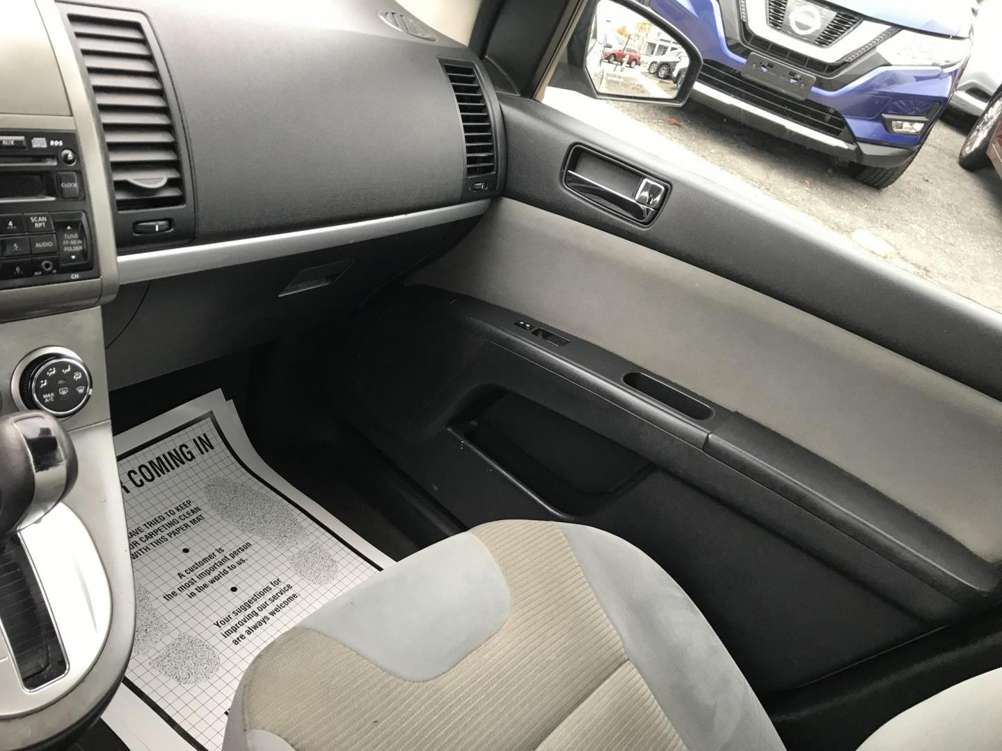 2010 Silver /Gray Nissan Sentra 2.0 (3N1AB6AP9AL) with an 2.0L L4 DOHC 16V engine, Continuously Variable Transmisson transmission, located at 577 Chester Pike, Prospect Park, PA, 19076, (610) 237-1015, 39.886154, -75.302338 - 2010 Nissan Sentra: New PA inspection, great on gas, runs EXCELLENT! - Photo#12