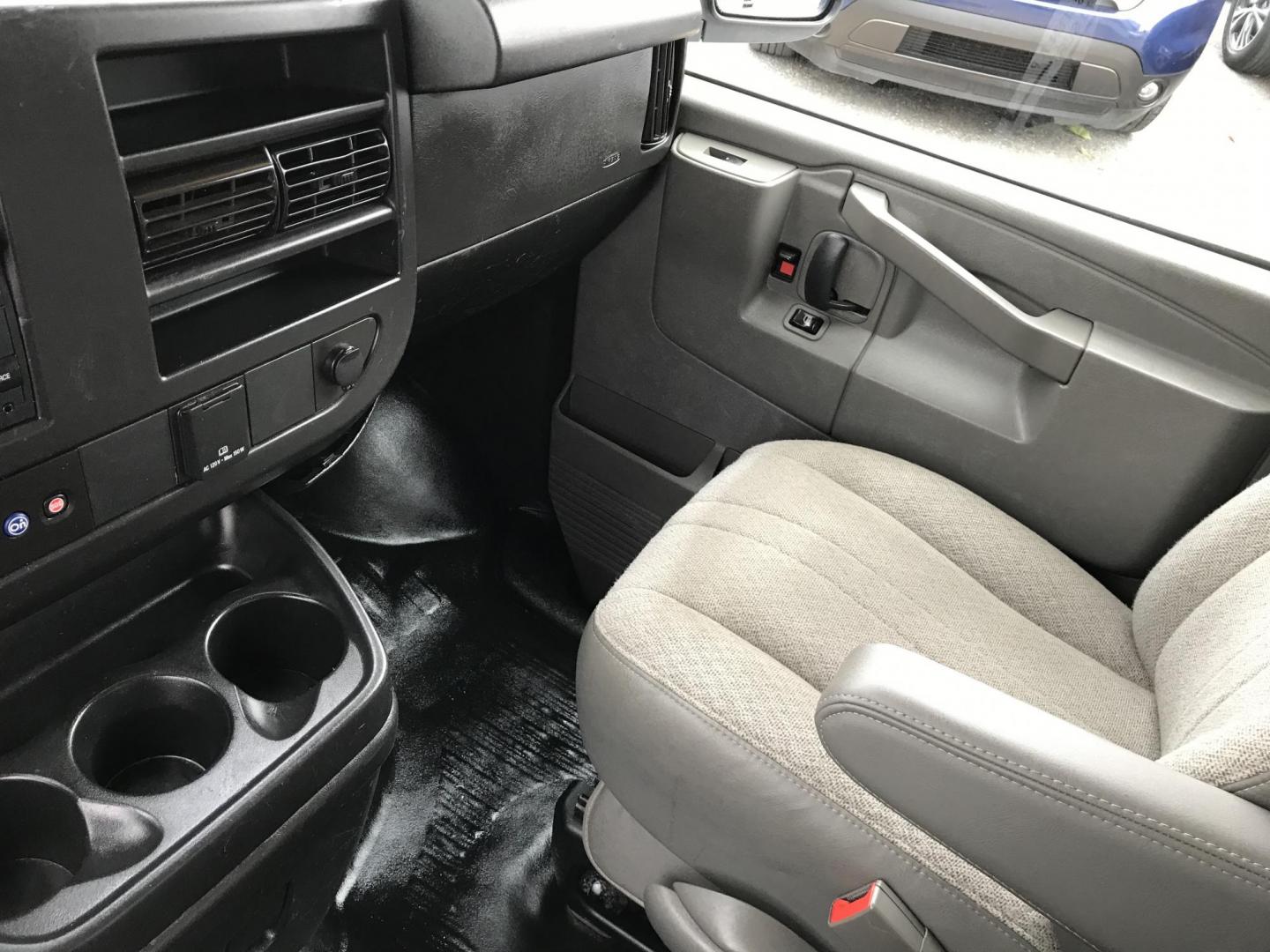 2019 White /Gray Chevrolet Express 2500 Cargo (1GCWGAFP1K1) with an 4.3L V6 engine, 6A transmission, located at 577 Chester Pike, Prospect Park, PA, 19076, (610) 237-1015, 39.886154, -75.302338 - 2019 Chevy Express 2500 Cargo Van: Has ladder racks, shelving, backup camera, new PA inspection, FLEET MAINTAINED, runs LIKE NEW! This vehicle comes inspected and has been given a bumper to bumper safety check. It is very clean, reliable, and well maintained. We offer a unique pay plan that is kn - Photo#14