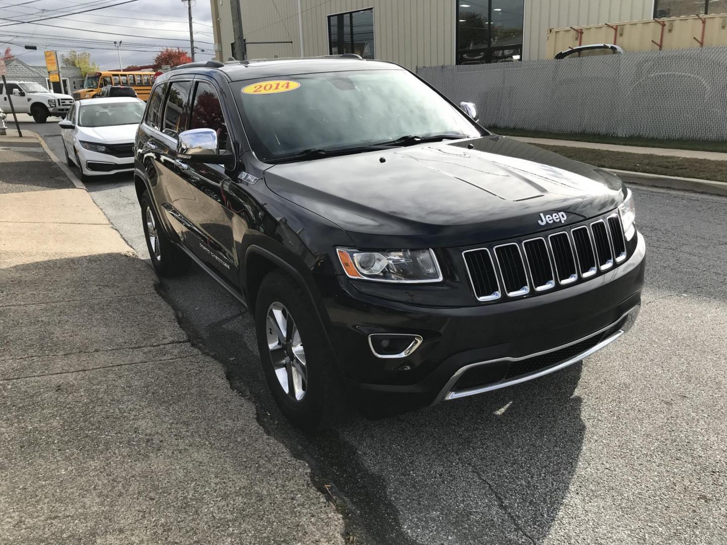 2014 Black /Black Jeep Grand Cherokee Limited 4WD (1C4RJFBG5EC) with an 3.6L V6 DOHC 24V engine, 5-Speed Automatic transmission, located at 577 Chester Pike, Prospect Park, PA, 19076, (610) 237-1015, 39.886154, -75.302338 - 2014 Jeep Grand Cherokee LIMITED: Backup camera, 4x4, sunroof, fully loaded, new PA inspection, looks and runs LIKE NEW! This vehicle comes inspected and has been given a bumper to bumper safety check. It is very clean, reliable, and well maintained. We offer a unique pay plan that is known for b - Photo#3