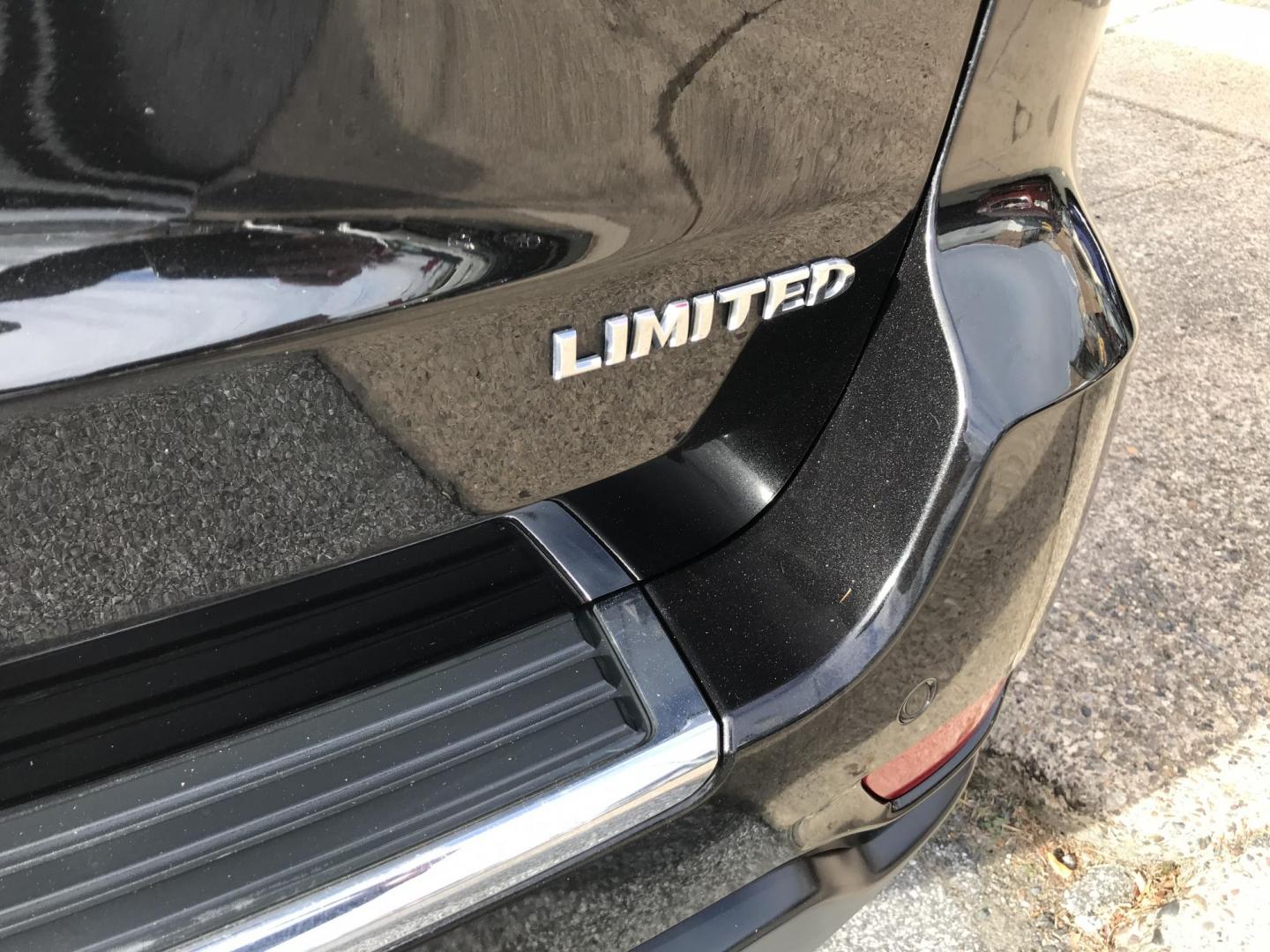 2014 Black /Black Jeep Grand Cherokee Limited 4WD (1C4RJFBG5EC) with an 3.6L V6 DOHC 24V engine, 5-Speed Automatic transmission, located at 577 Chester Pike, Prospect Park, PA, 19076, (610) 237-1015, 39.886154, -75.302338 - 2014 Jeep Grand Cherokee LIMITED: Backup camera, 4x4, sunroof, fully loaded, new PA inspection, looks and runs LIKE NEW! This vehicle comes inspected and has been given a bumper to bumper safety check. It is very clean, reliable, and well maintained. We offer a unique pay plan that is known for b - Photo#6