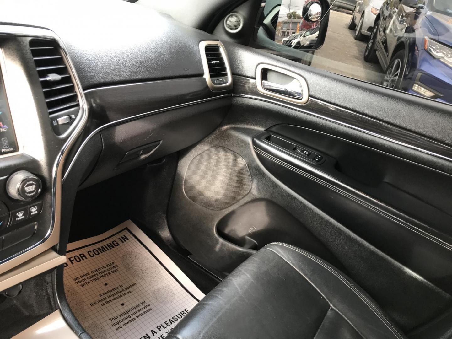 2014 Black /Black Jeep Grand Cherokee Limited 4WD (1C4RJFBG5EC) with an 3.6L V6 DOHC 24V engine, 5-Speed Automatic transmission, located at 577 Chester Pike, Prospect Park, PA, 19076, (610) 237-1015, 39.886154, -75.302338 - 2014 Jeep Grand Cherokee LIMITED: Backup camera, 4x4, sunroof, fully loaded, new PA inspection, looks and runs LIKE NEW! This vehicle comes inspected and has been given a bumper to bumper safety check. It is very clean, reliable, and well maintained. We offer a unique pay plan that is known for b - Photo#17